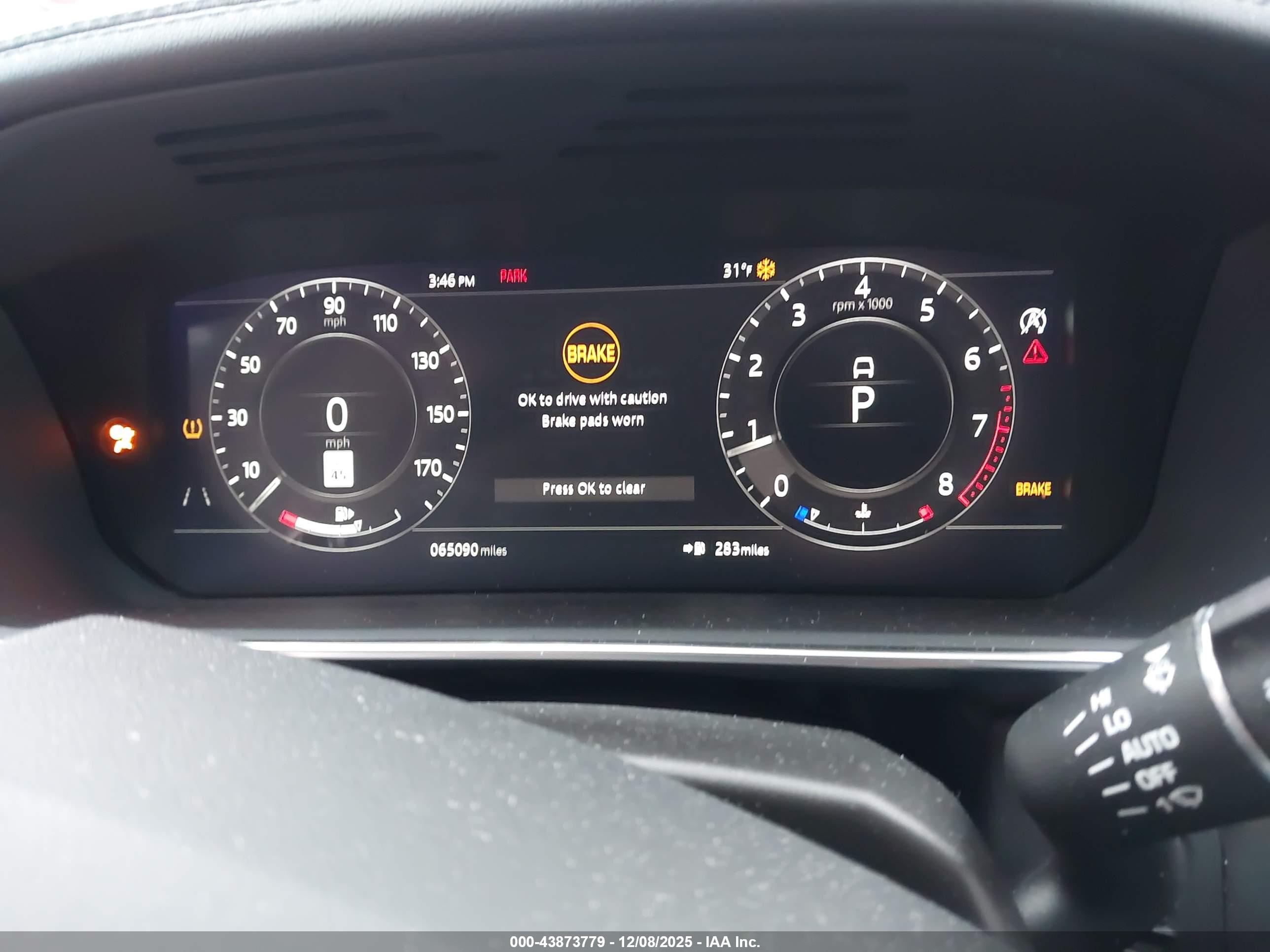 LAND ROVER image 7