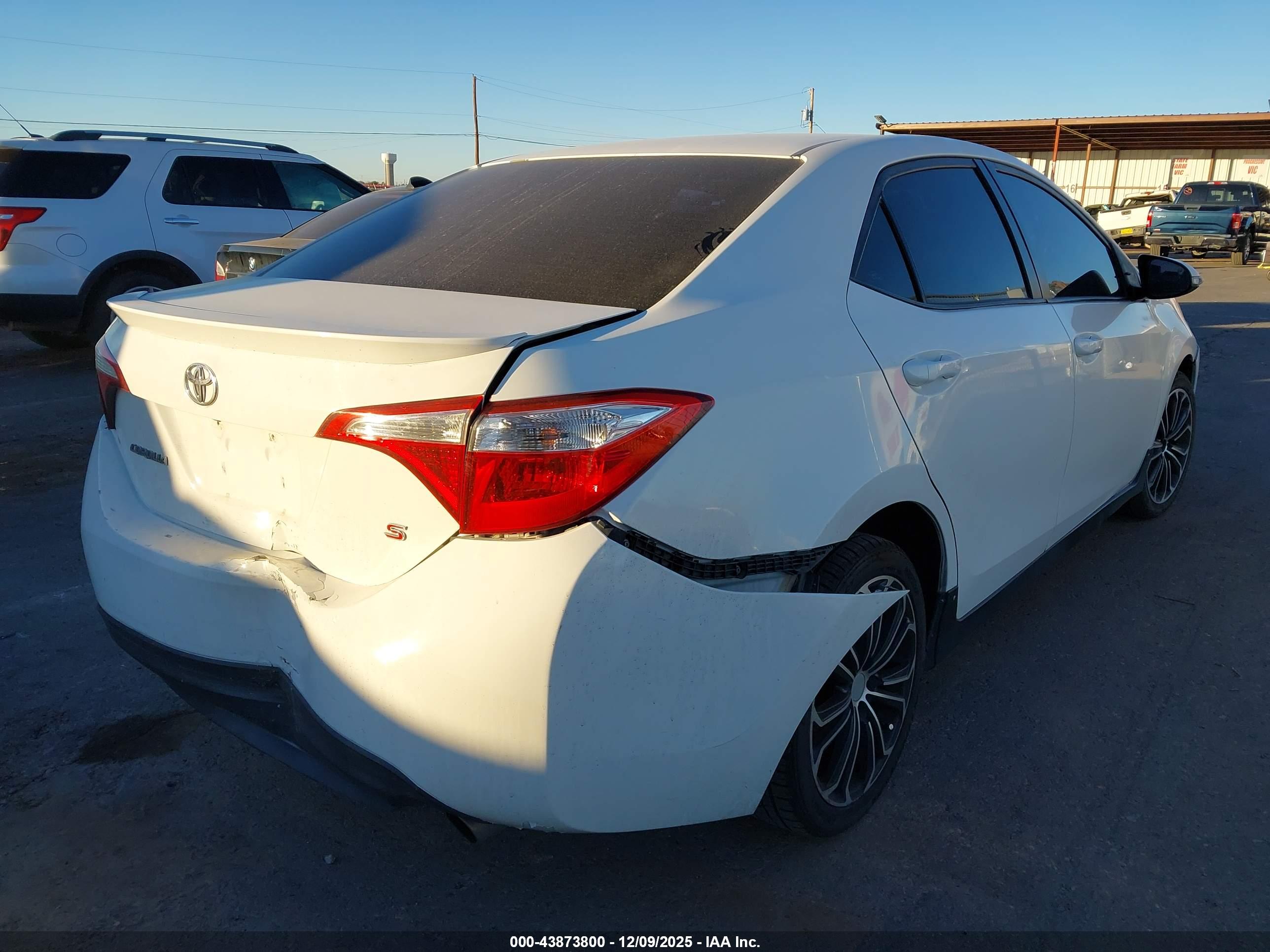 TOYOTA COROLLA image 4