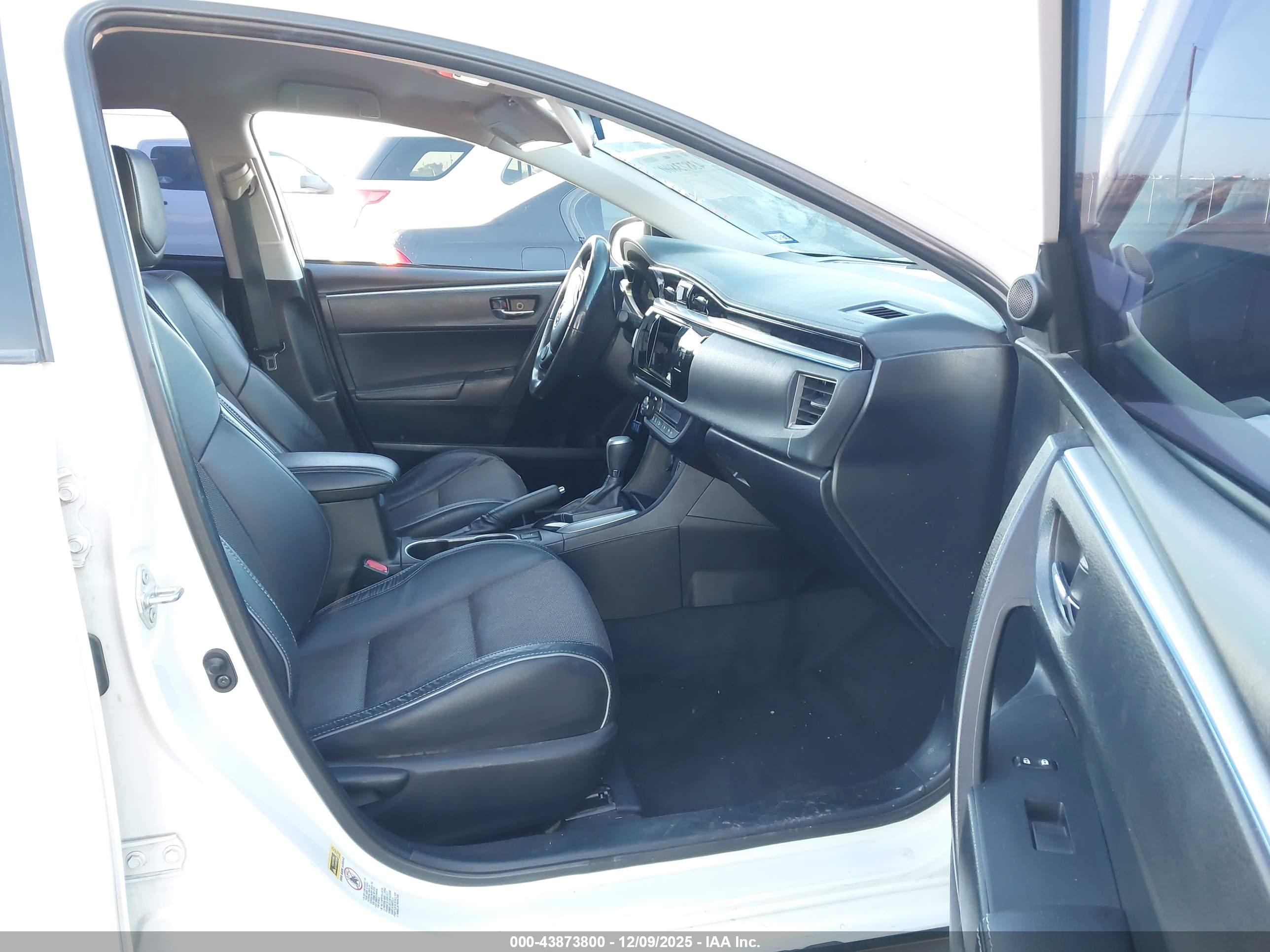 TOYOTA COROLLA image 5