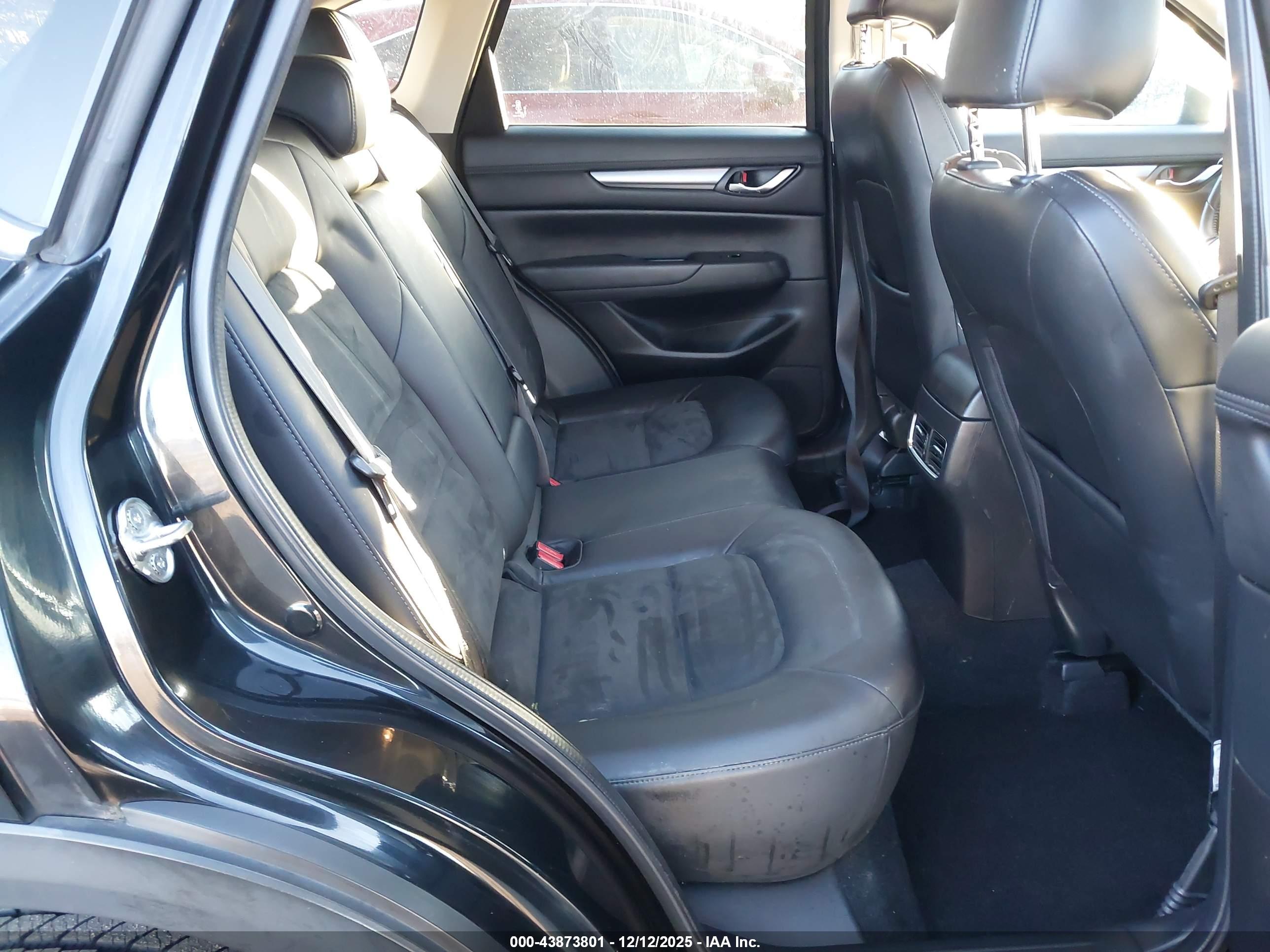 MAZDA CX-5 image 8