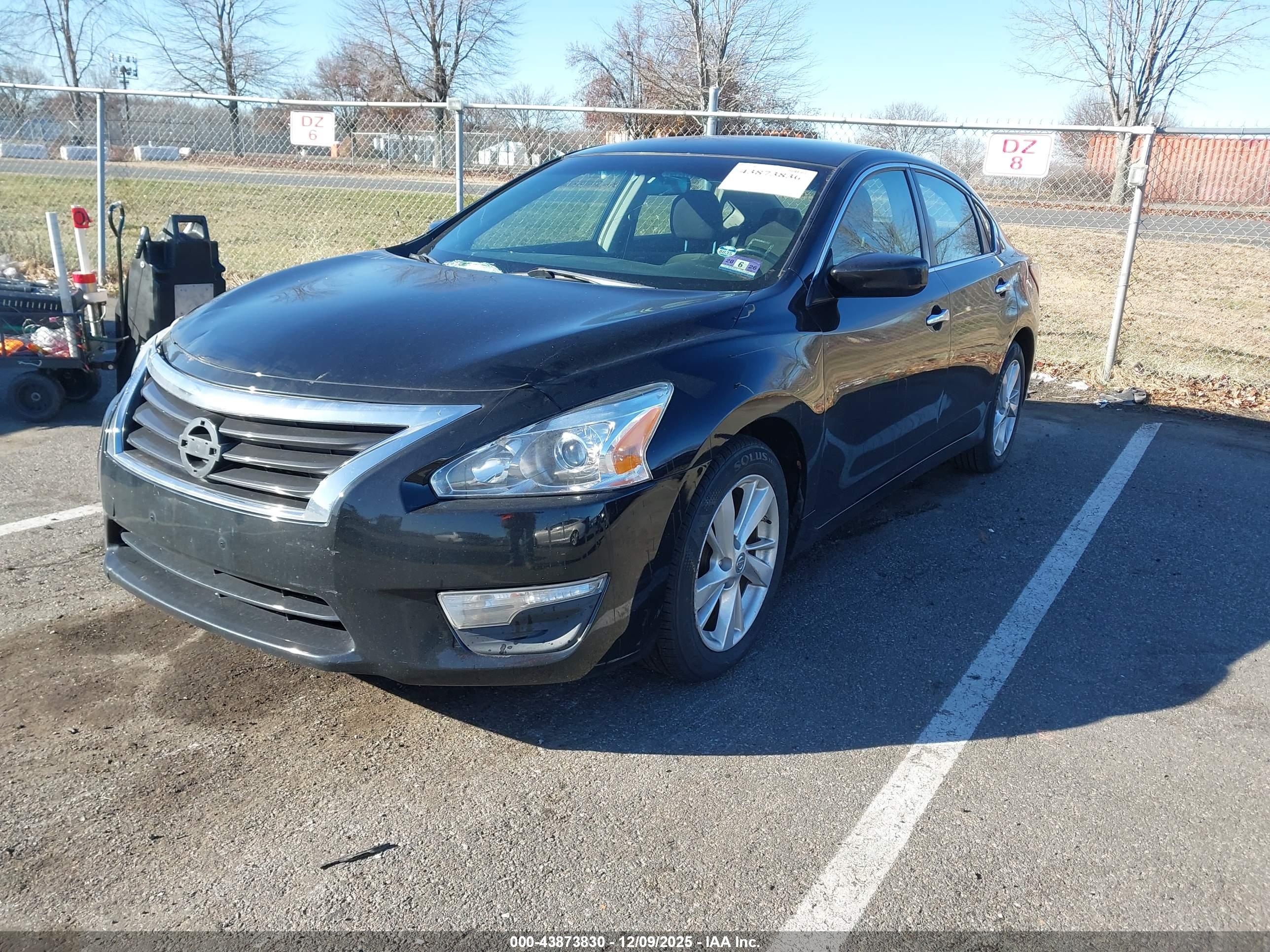 NISSAN ALTIMA image 2