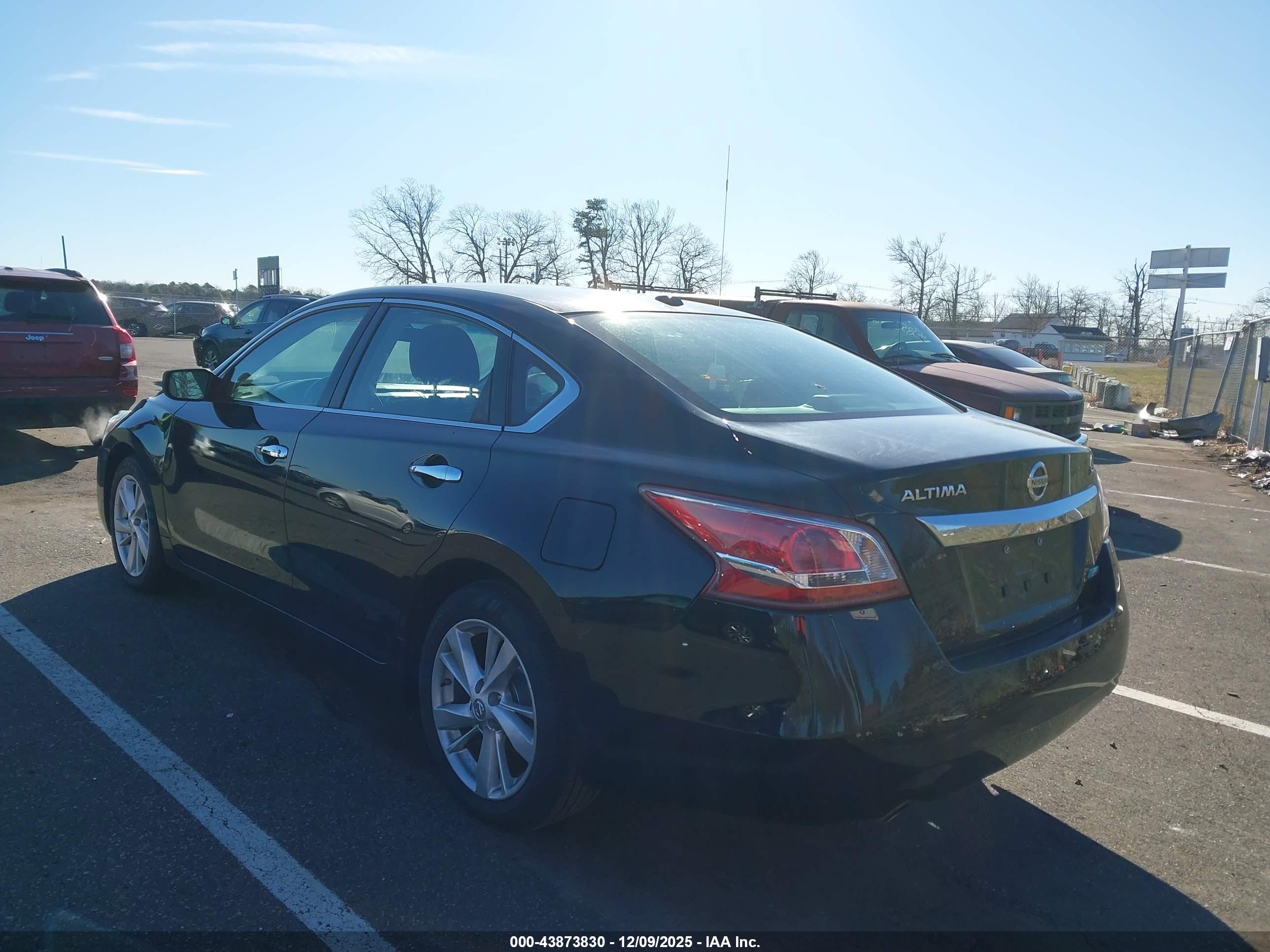 NISSAN ALTIMA image 3