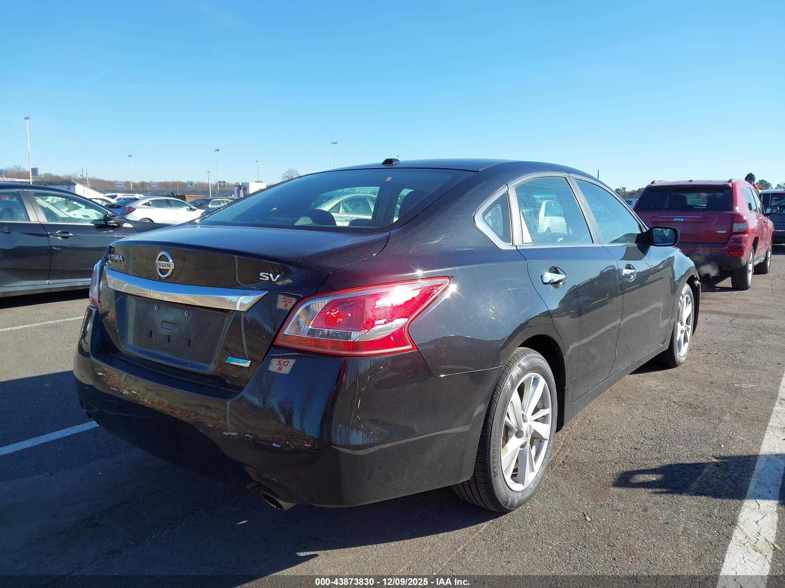 NISSAN ALTIMA image 4