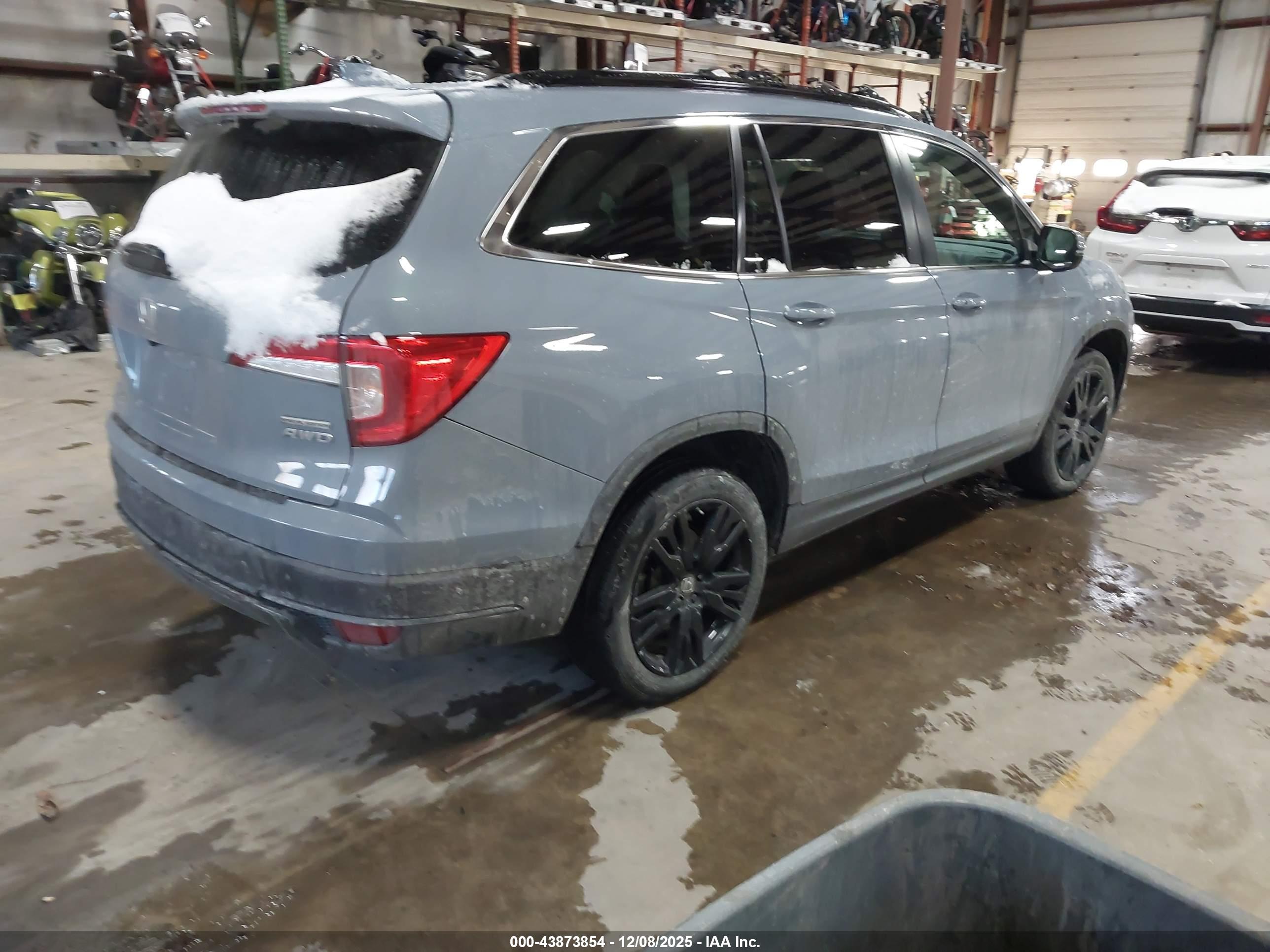HONDA PILOT image 4