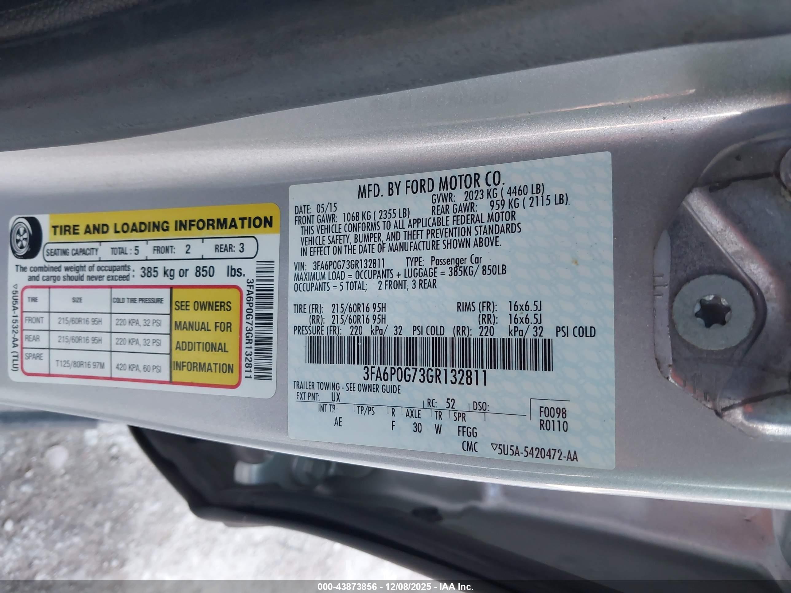 FORD FUSION image 9