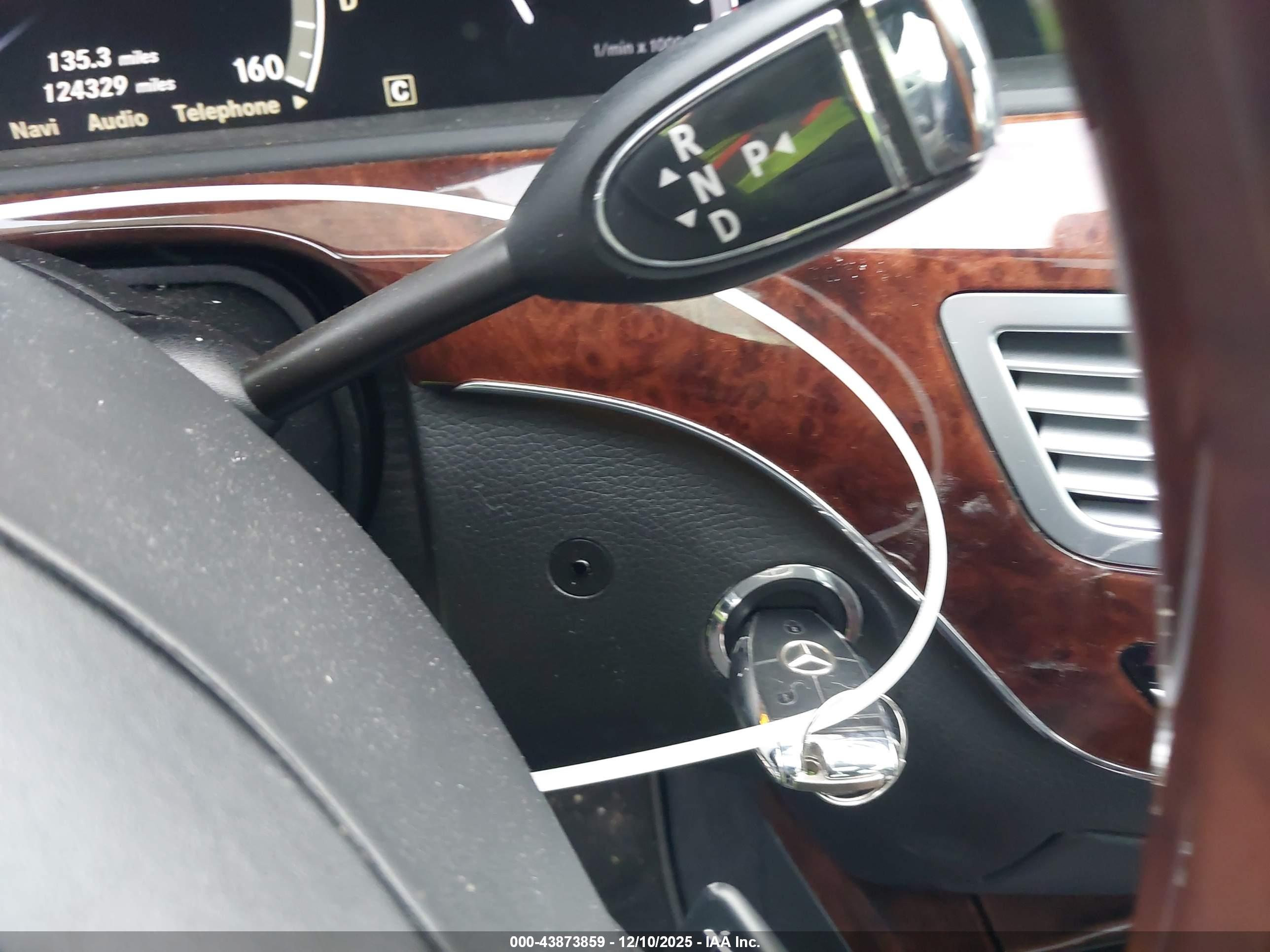 MERCEDES-BENZ S image 11