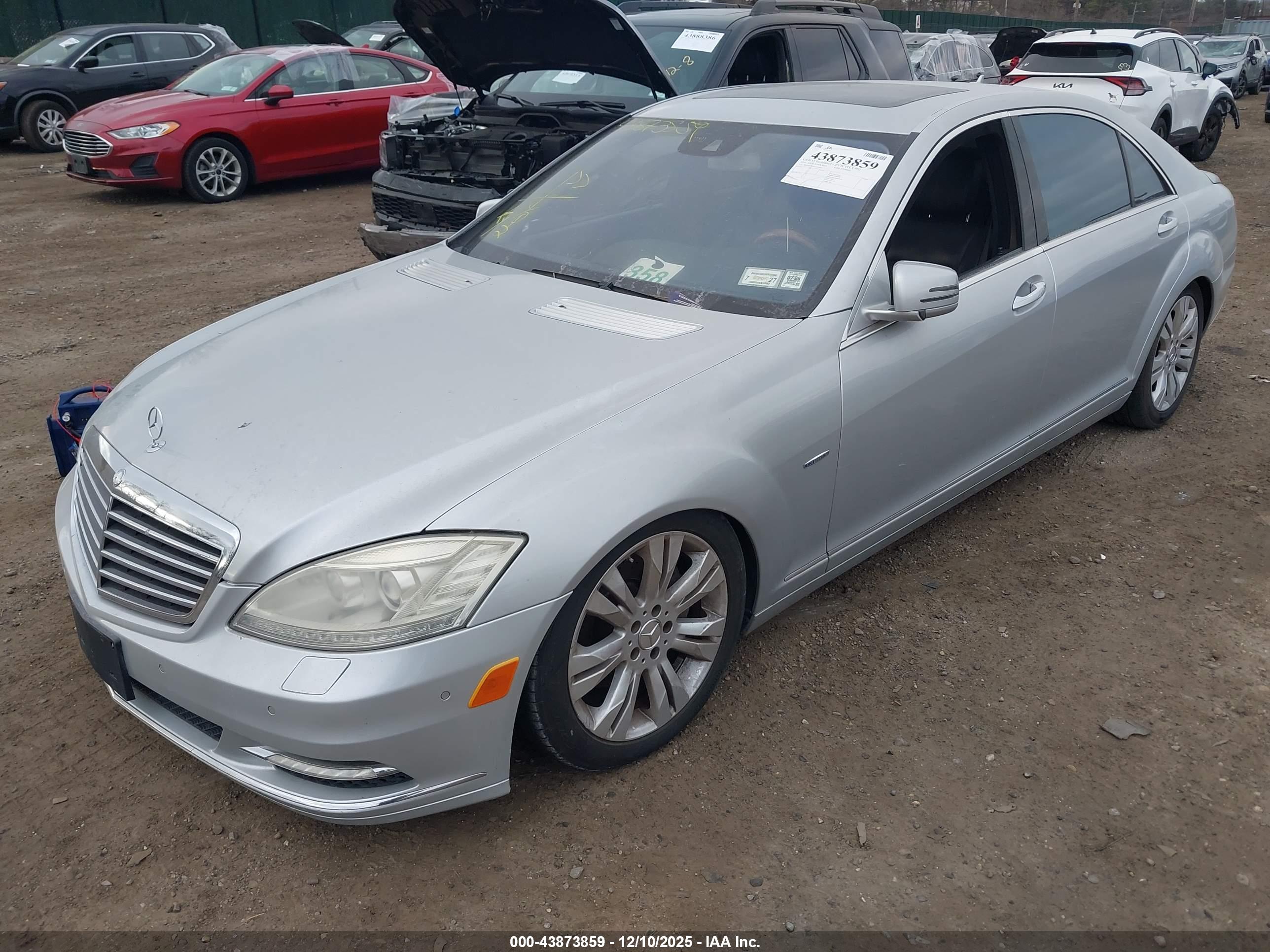 MERCEDES-BENZ S image 2