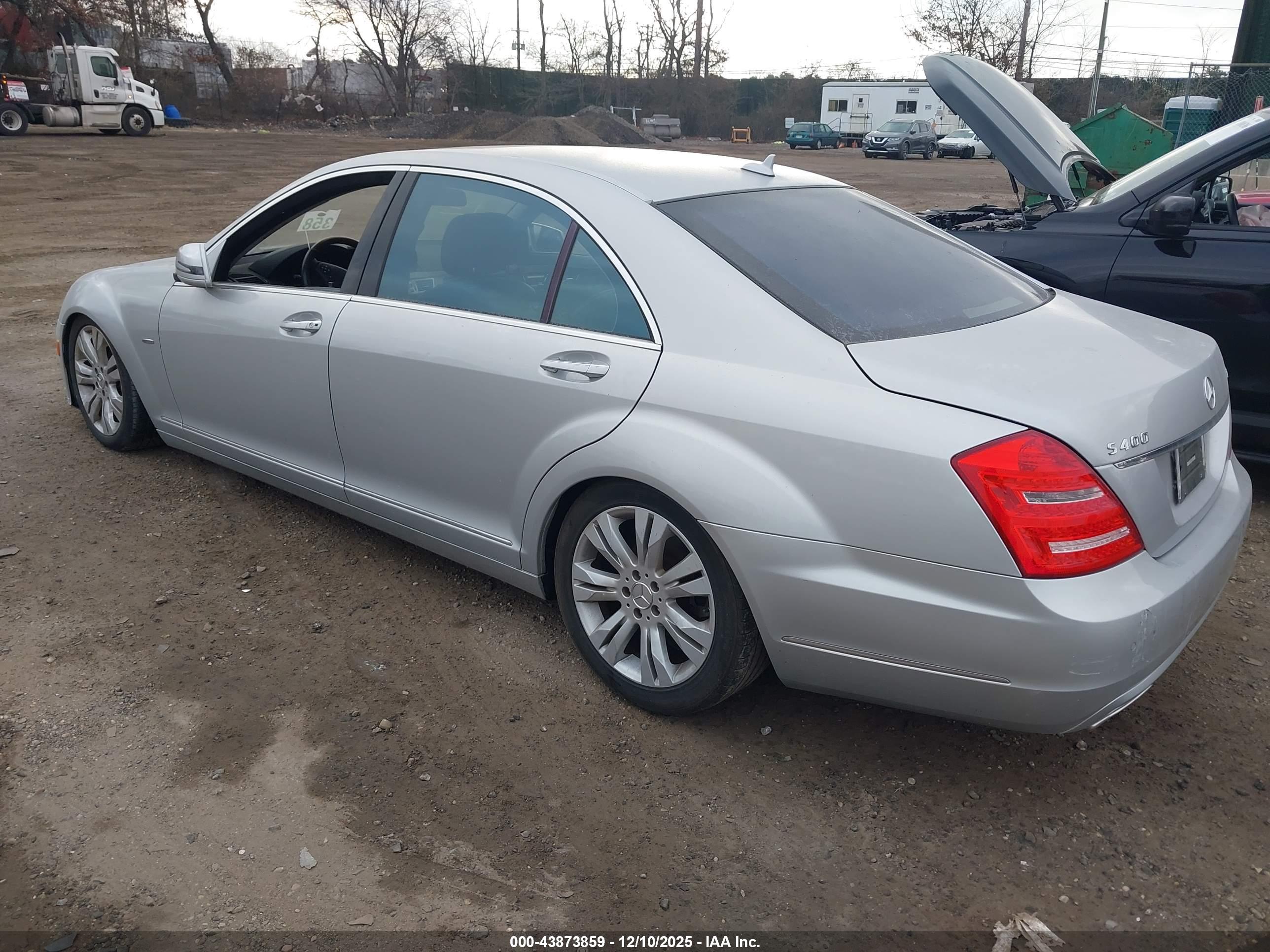 MERCEDES-BENZ S image 3