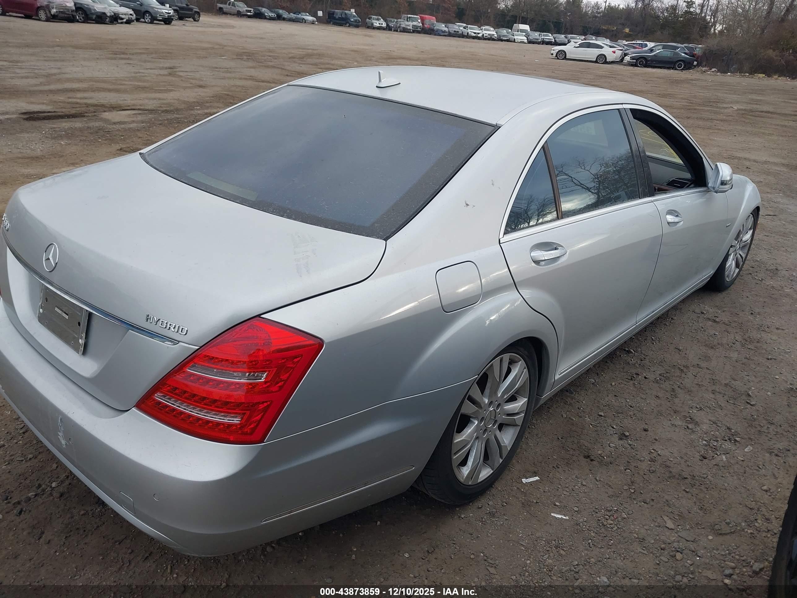 MERCEDES-BENZ S image 4