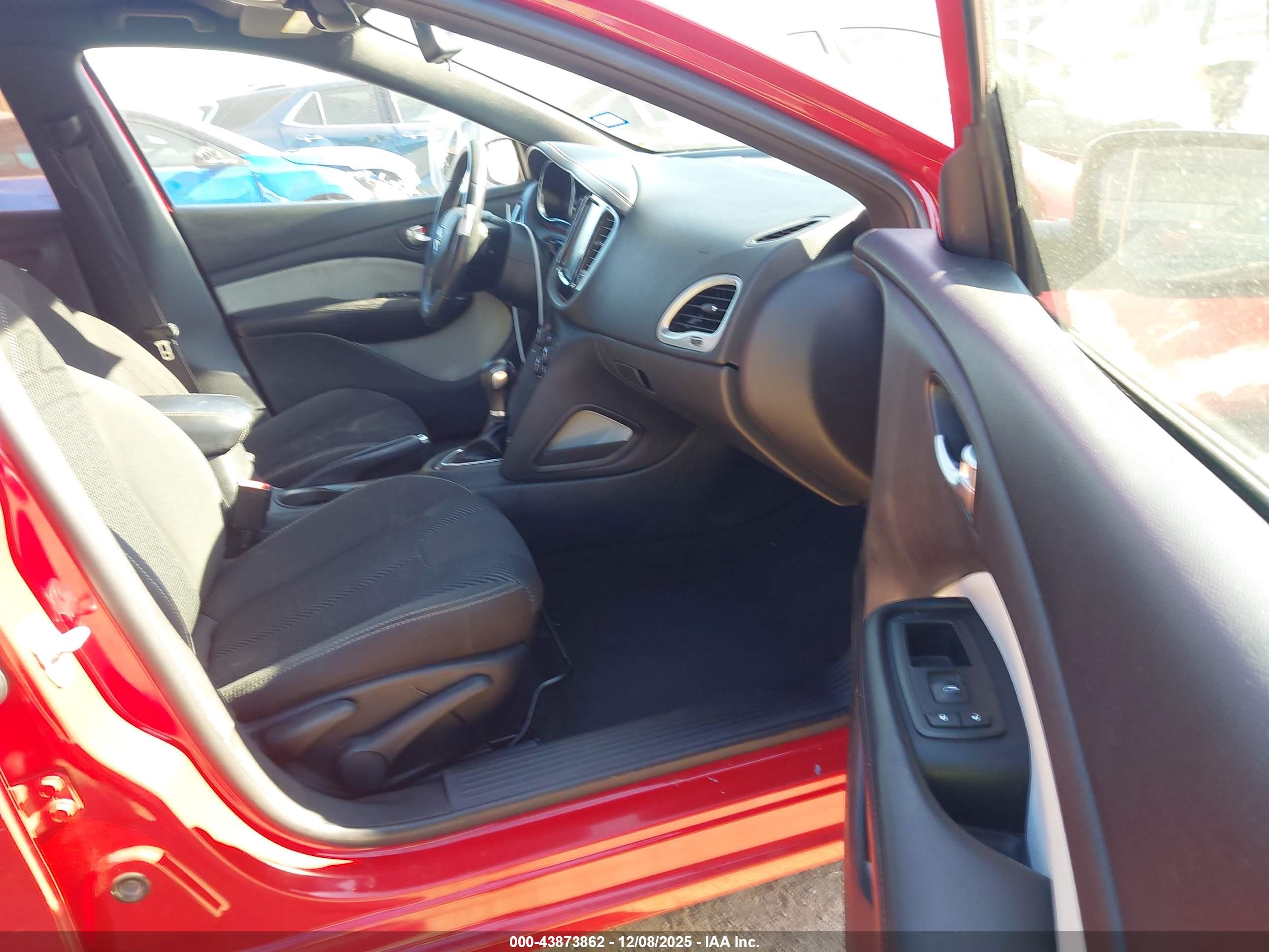 DODGE DART image 5