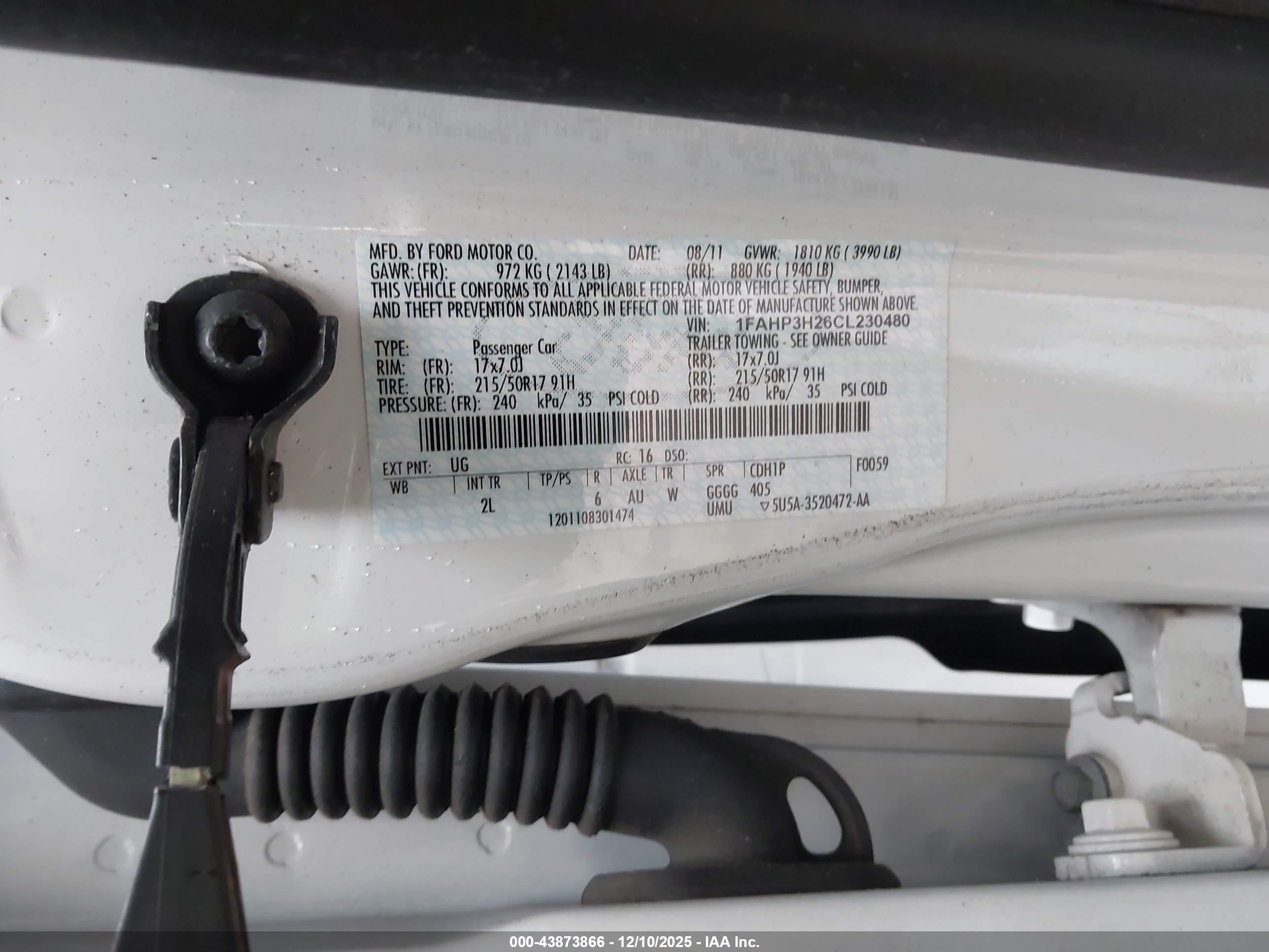 FORD FOCUS image 9