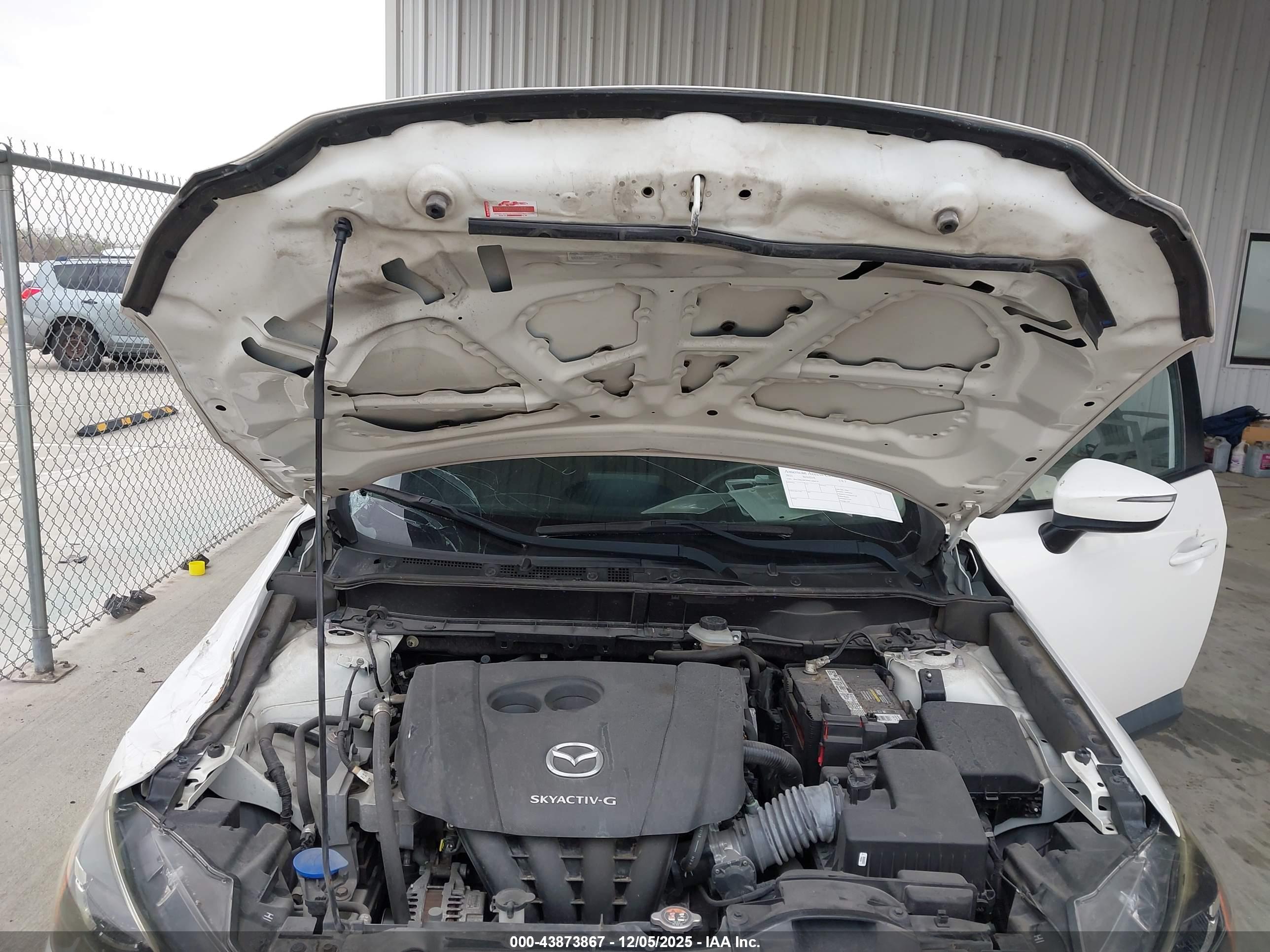 MAZDA CX-3 image 10