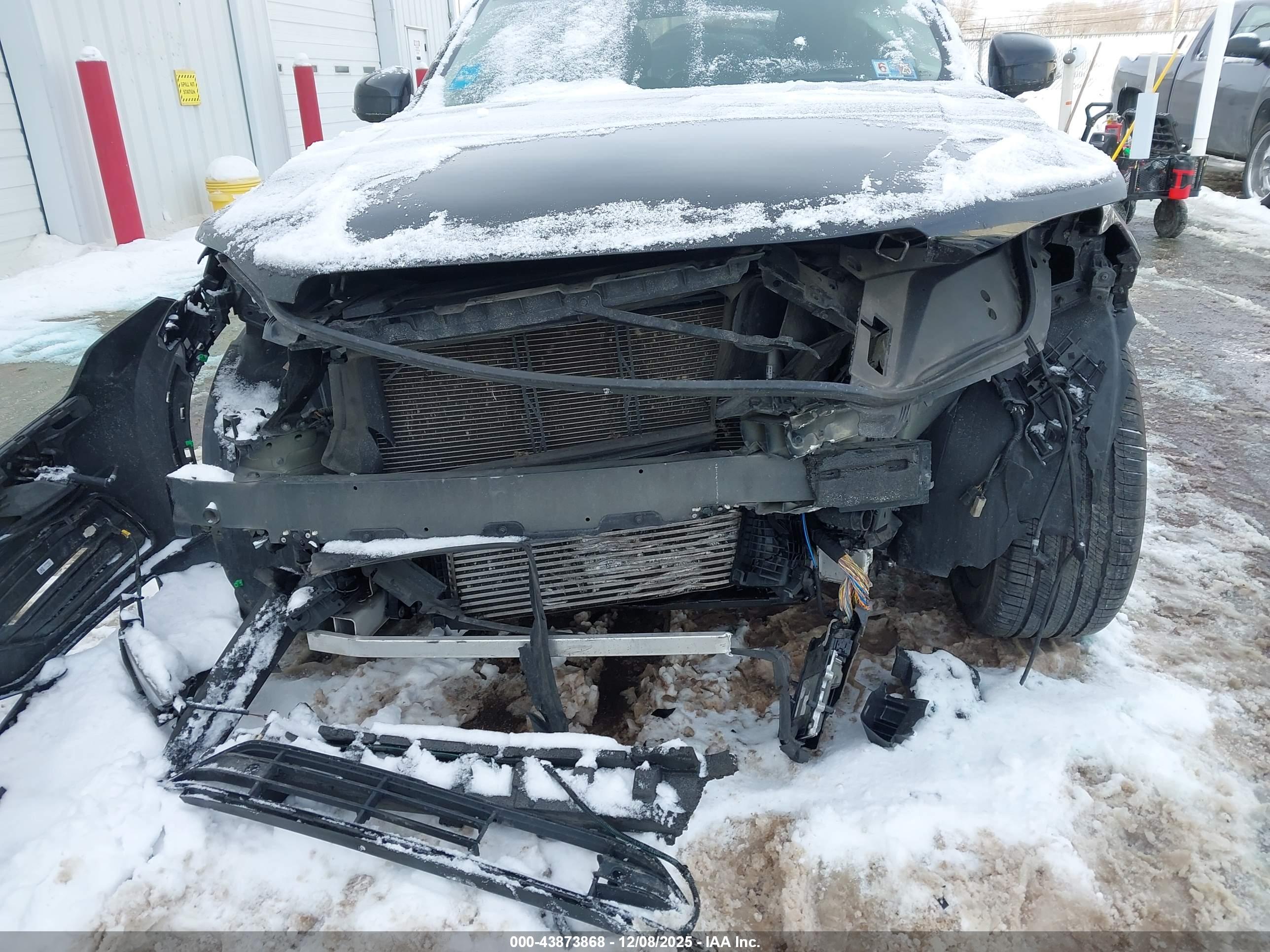VOLVO XC90 image 6