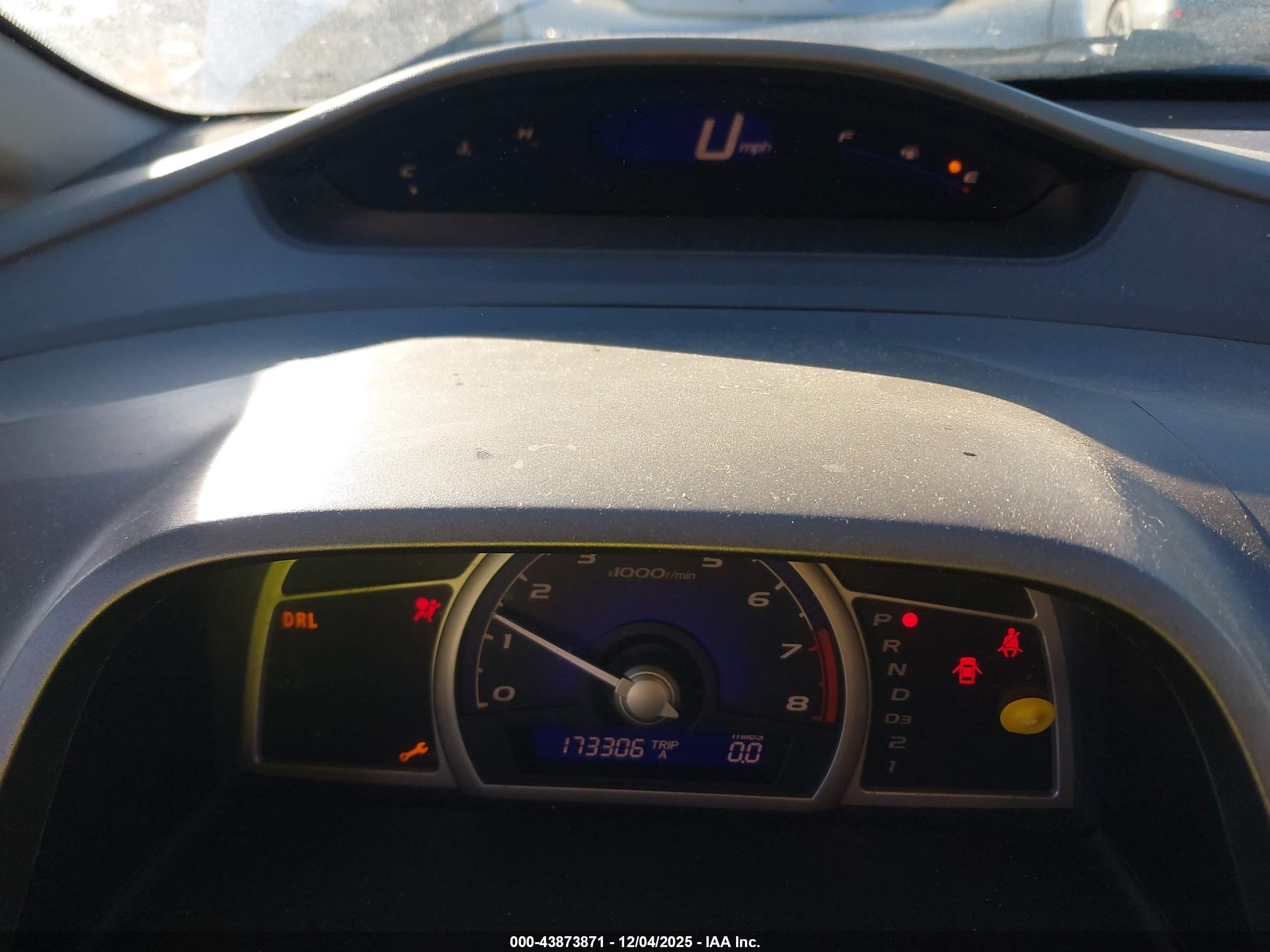 HONDA CIVIC image 7