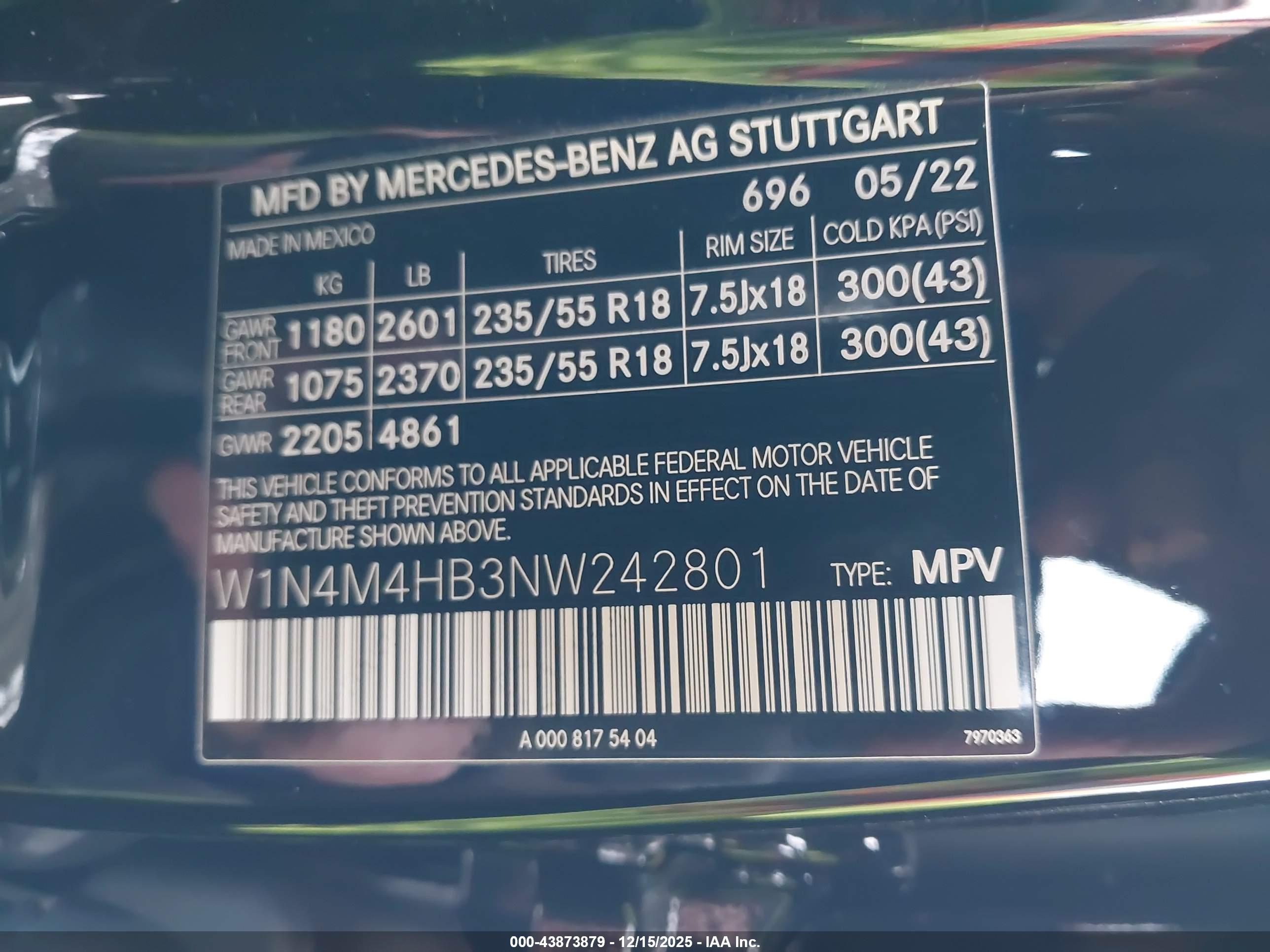 MERCEDES-BENZ GLB image 9