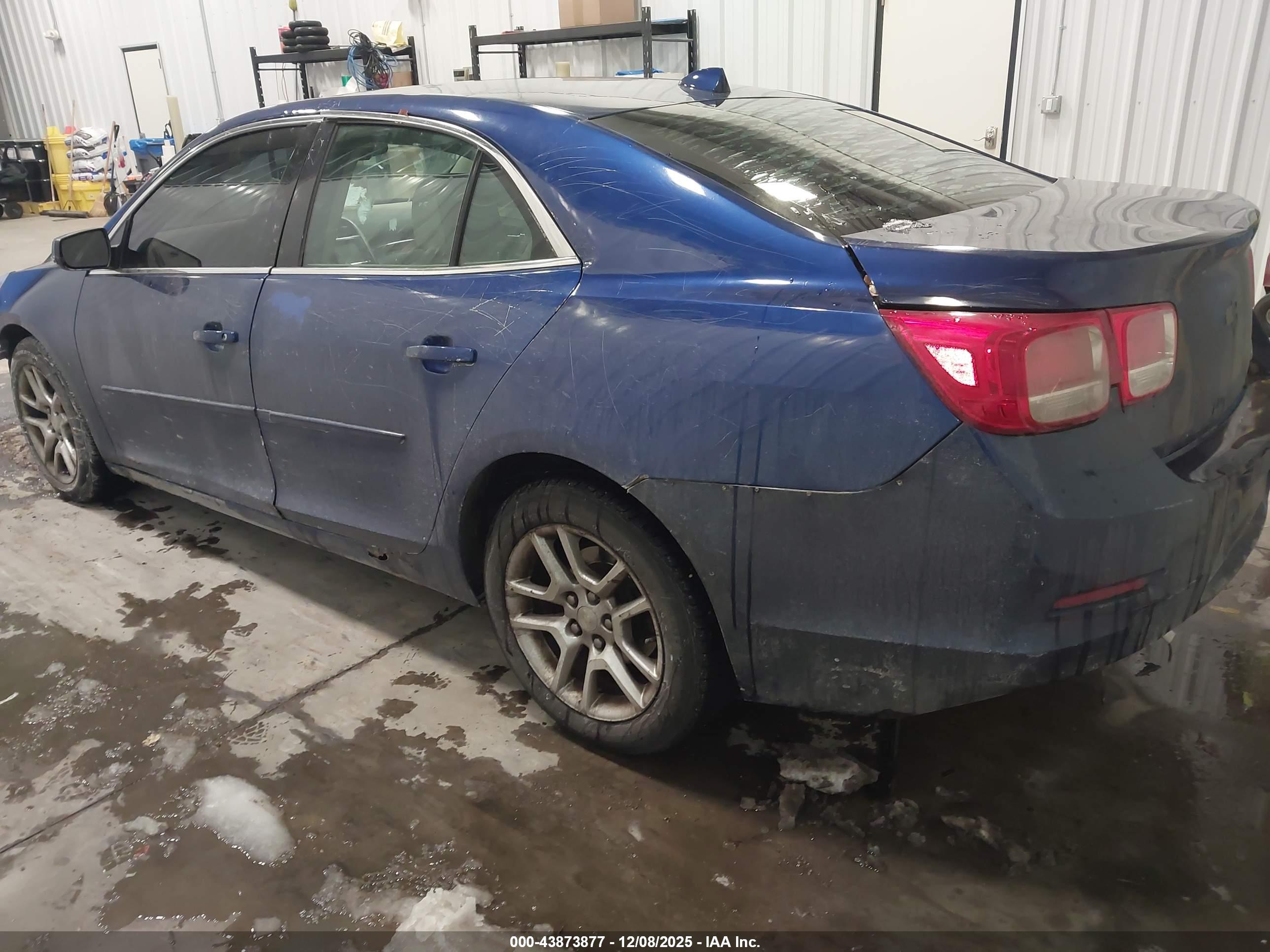CHEVROLET MALIBU image 3
