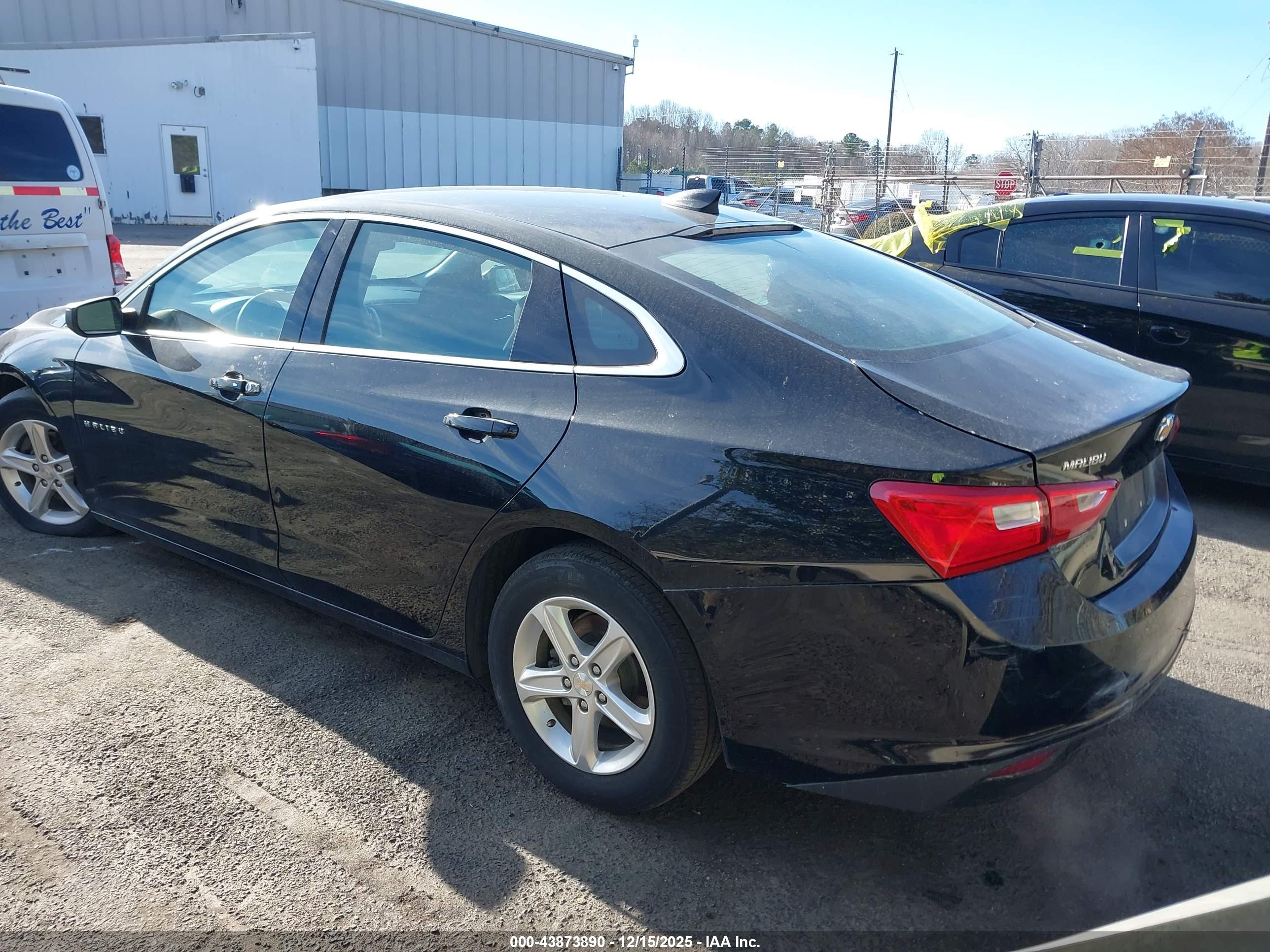 CHEVROLET MALIBU image 3