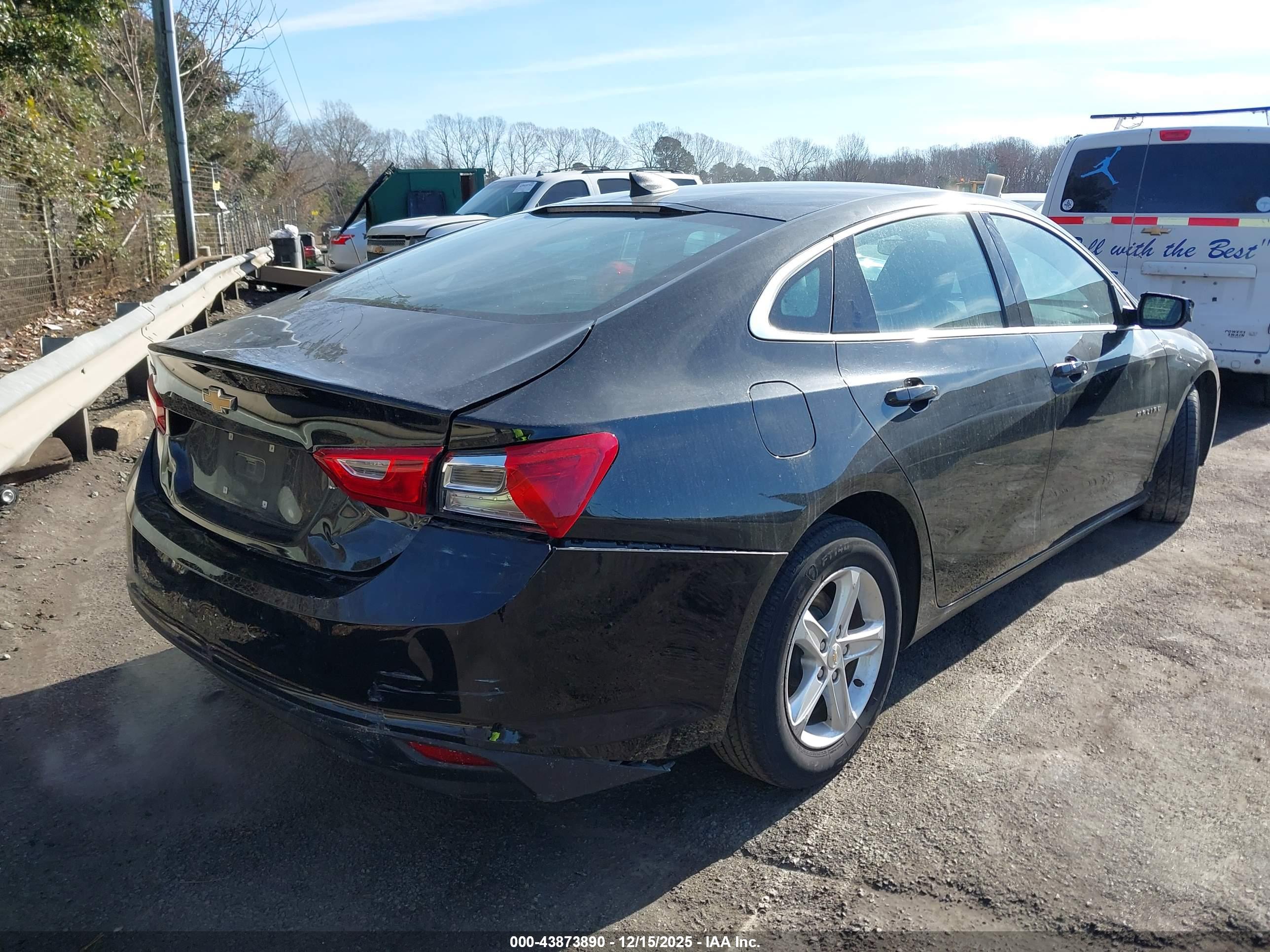CHEVROLET MALIBU image 6