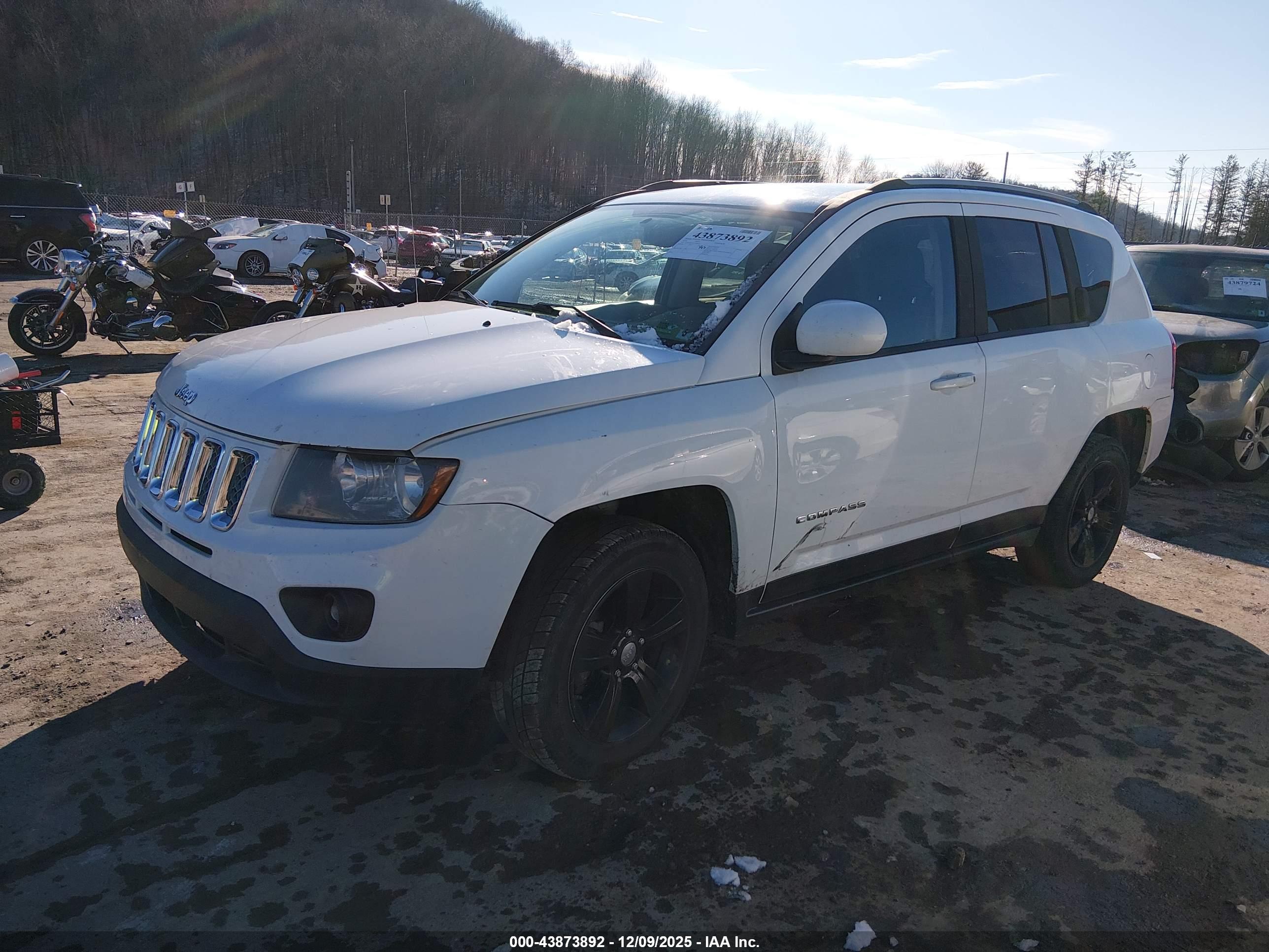 JEEP COMPASS image 2