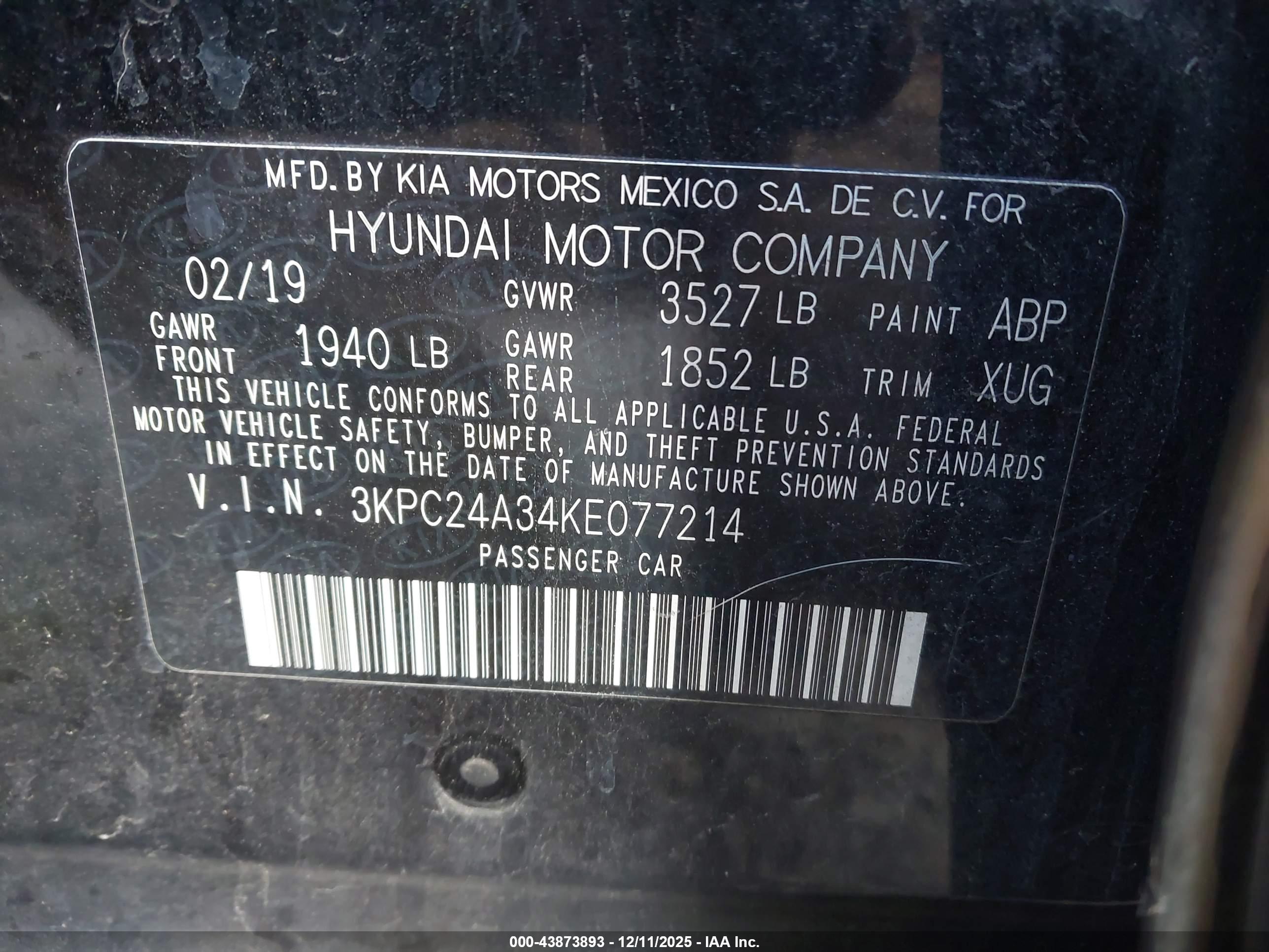 HYUNDAI ACCENT image 9