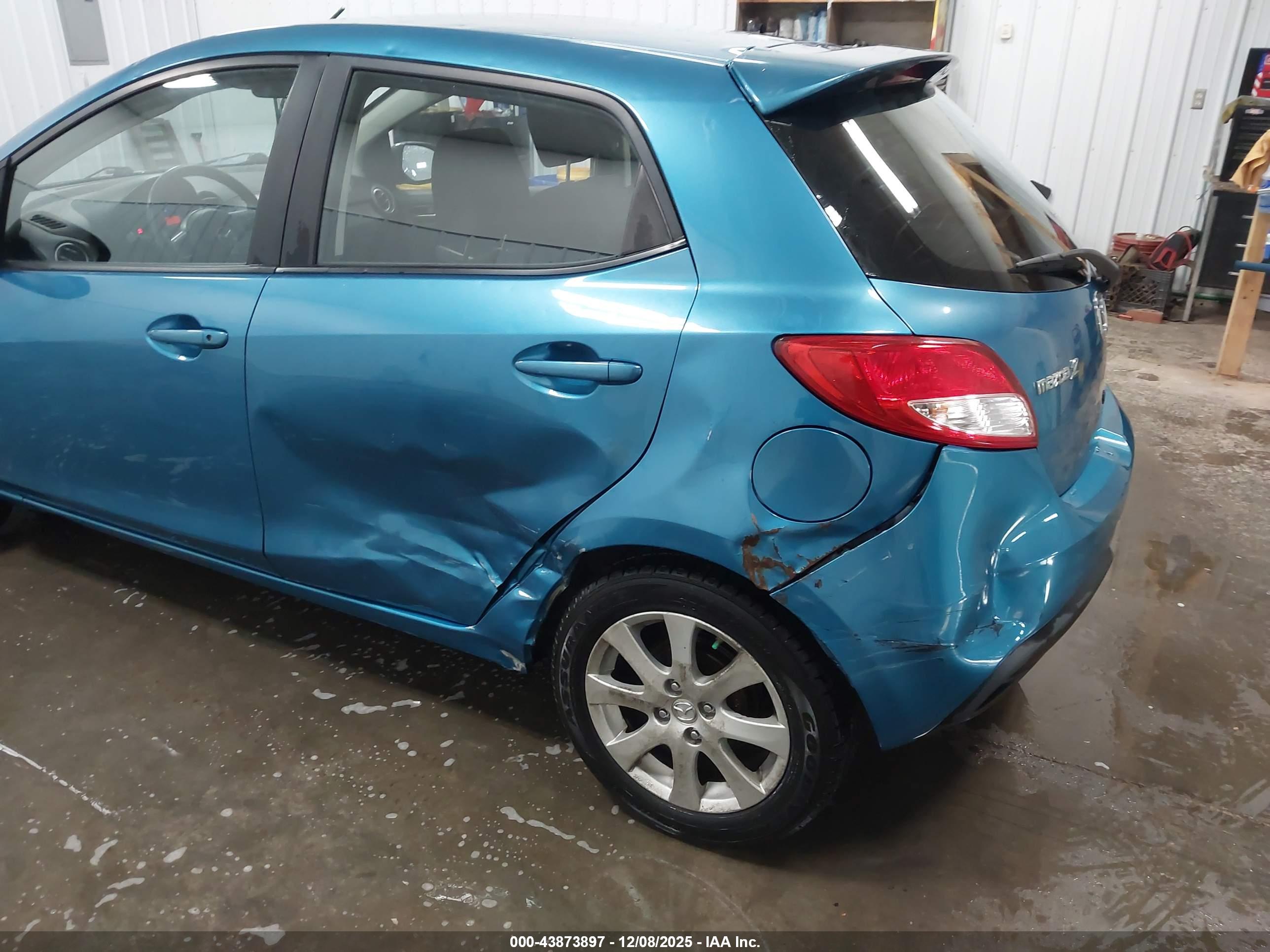 MAZDA MAZDA2 image 6