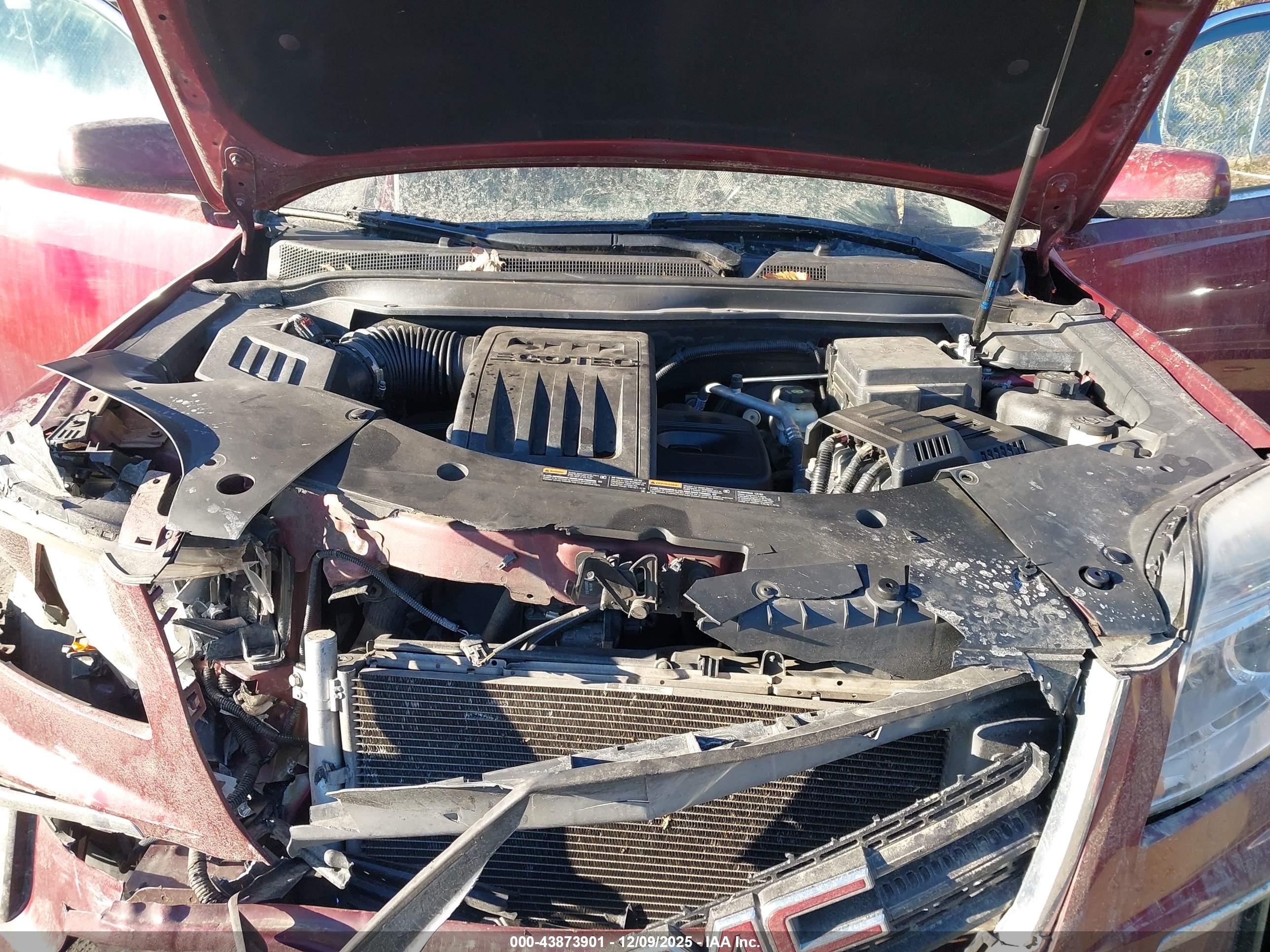 GMC TERRAIN image 10