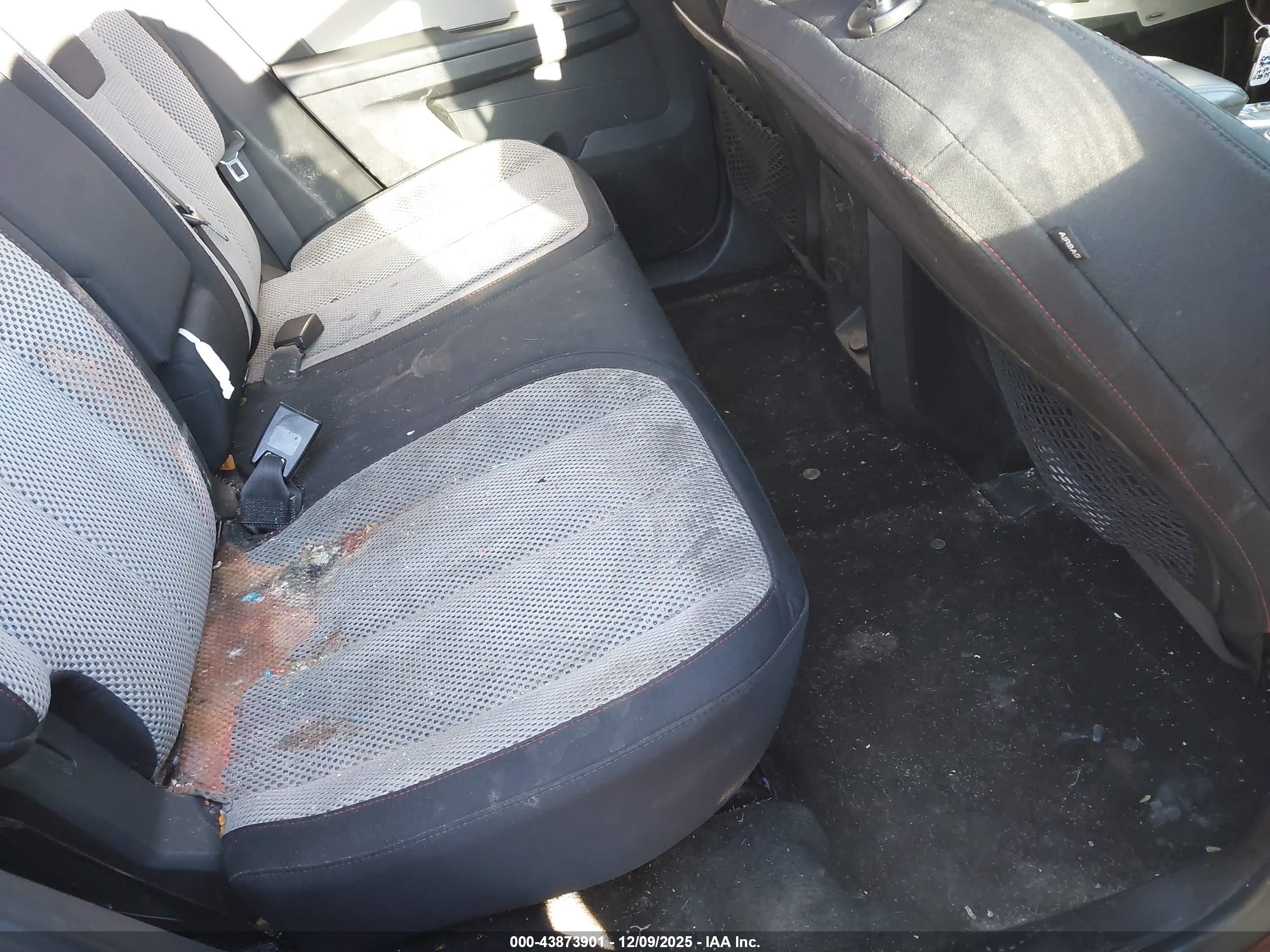 GMC TERRAIN image 8