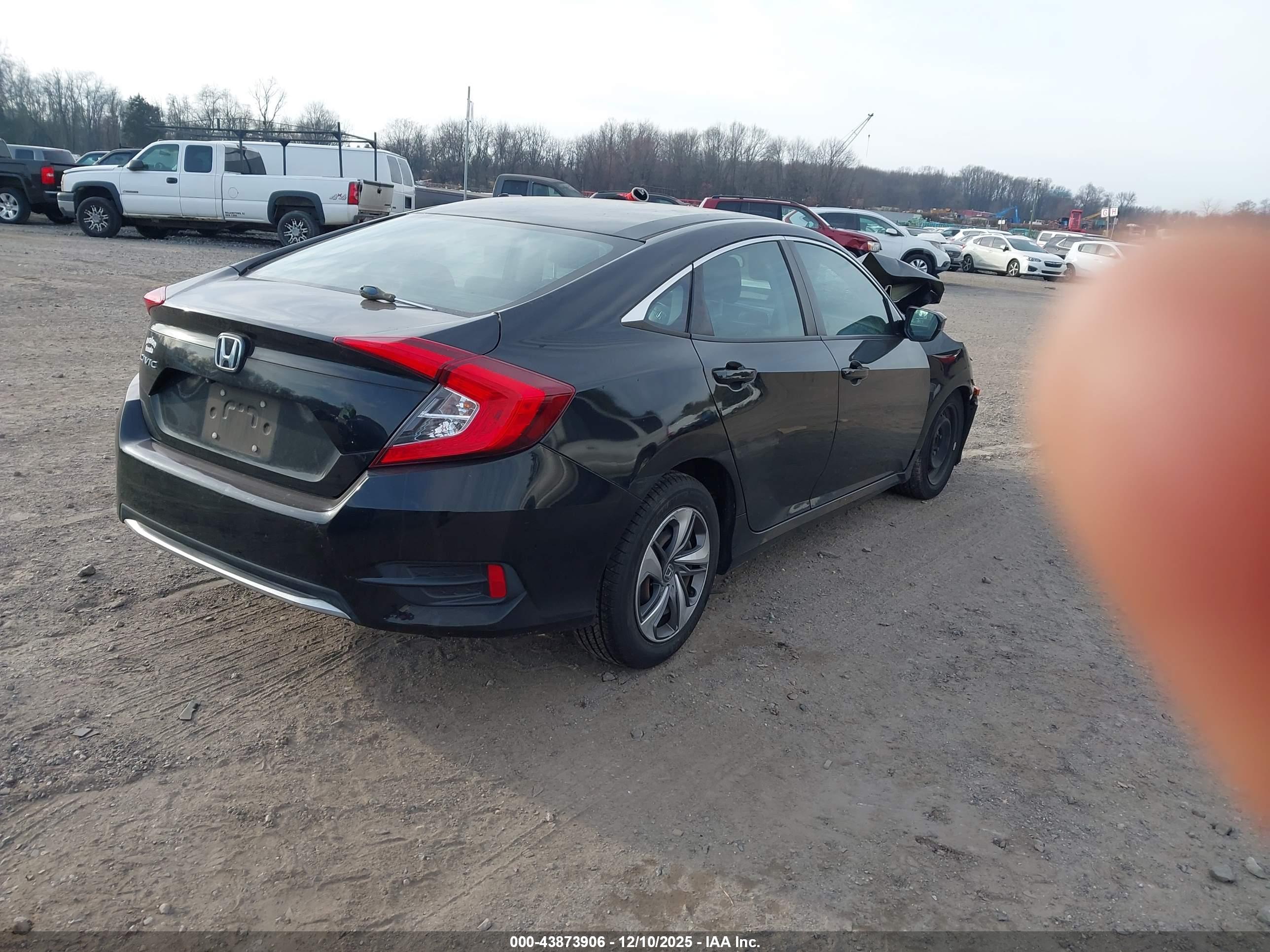 HONDA CIVIC image 4