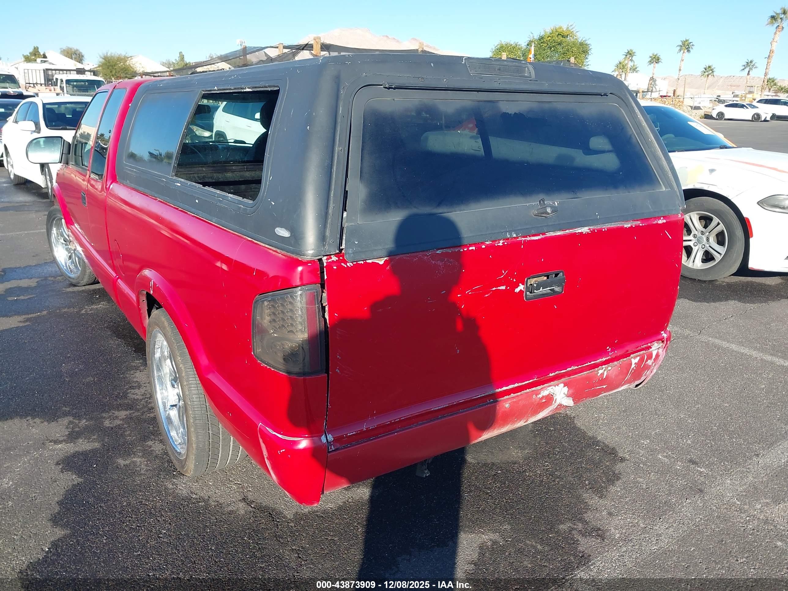 CHEVROLET S image 6