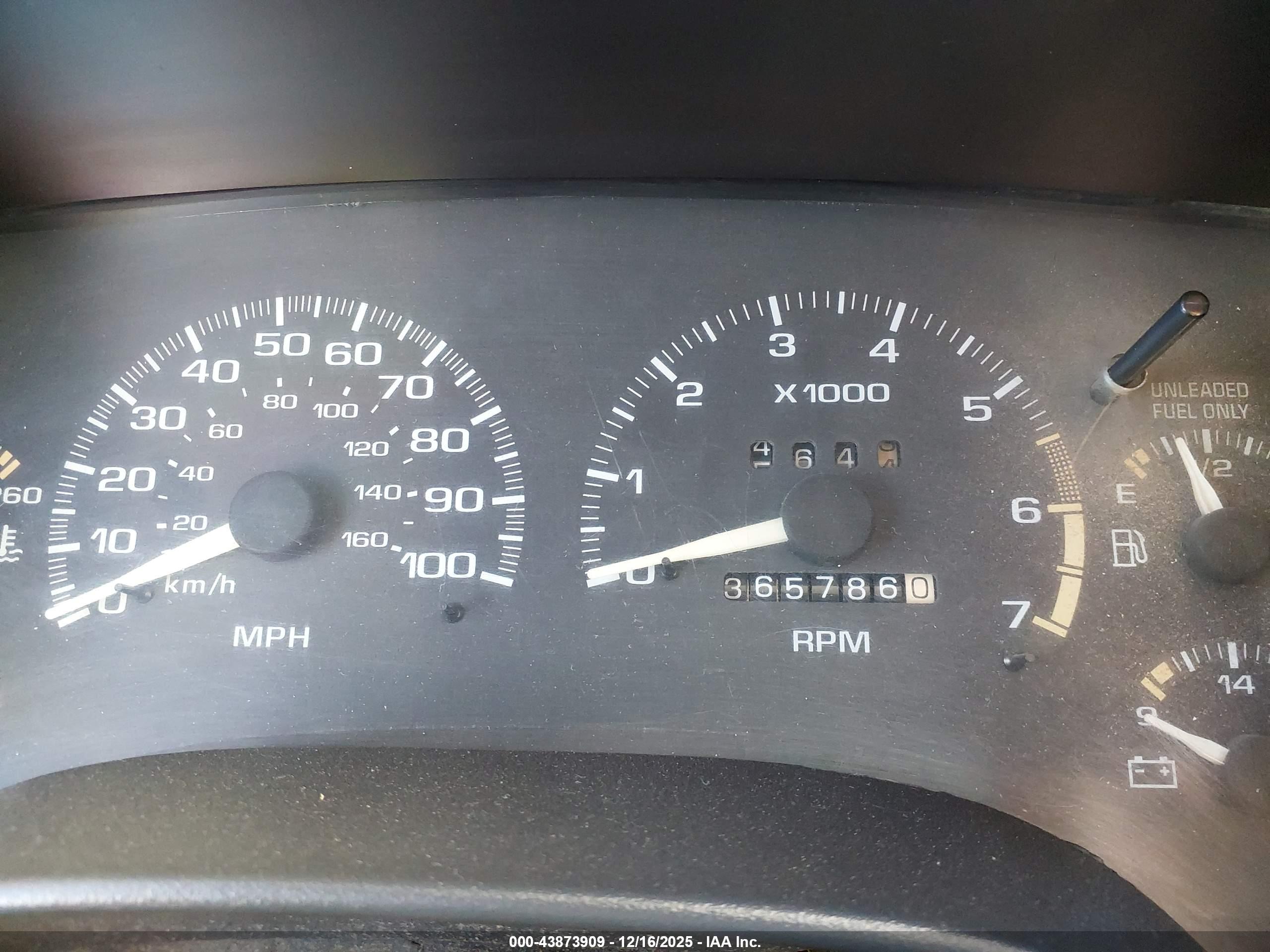 CHEVROLET S image 7