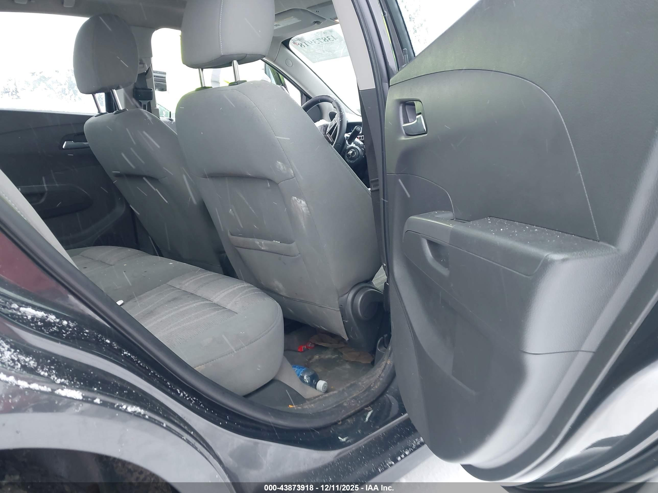 CHEVROLET SONIC image 8