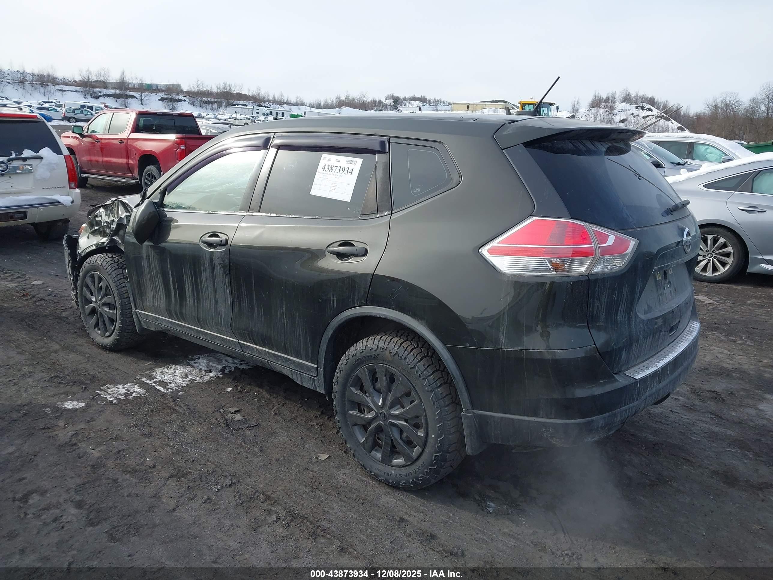 NISSAN ROGUE image 3