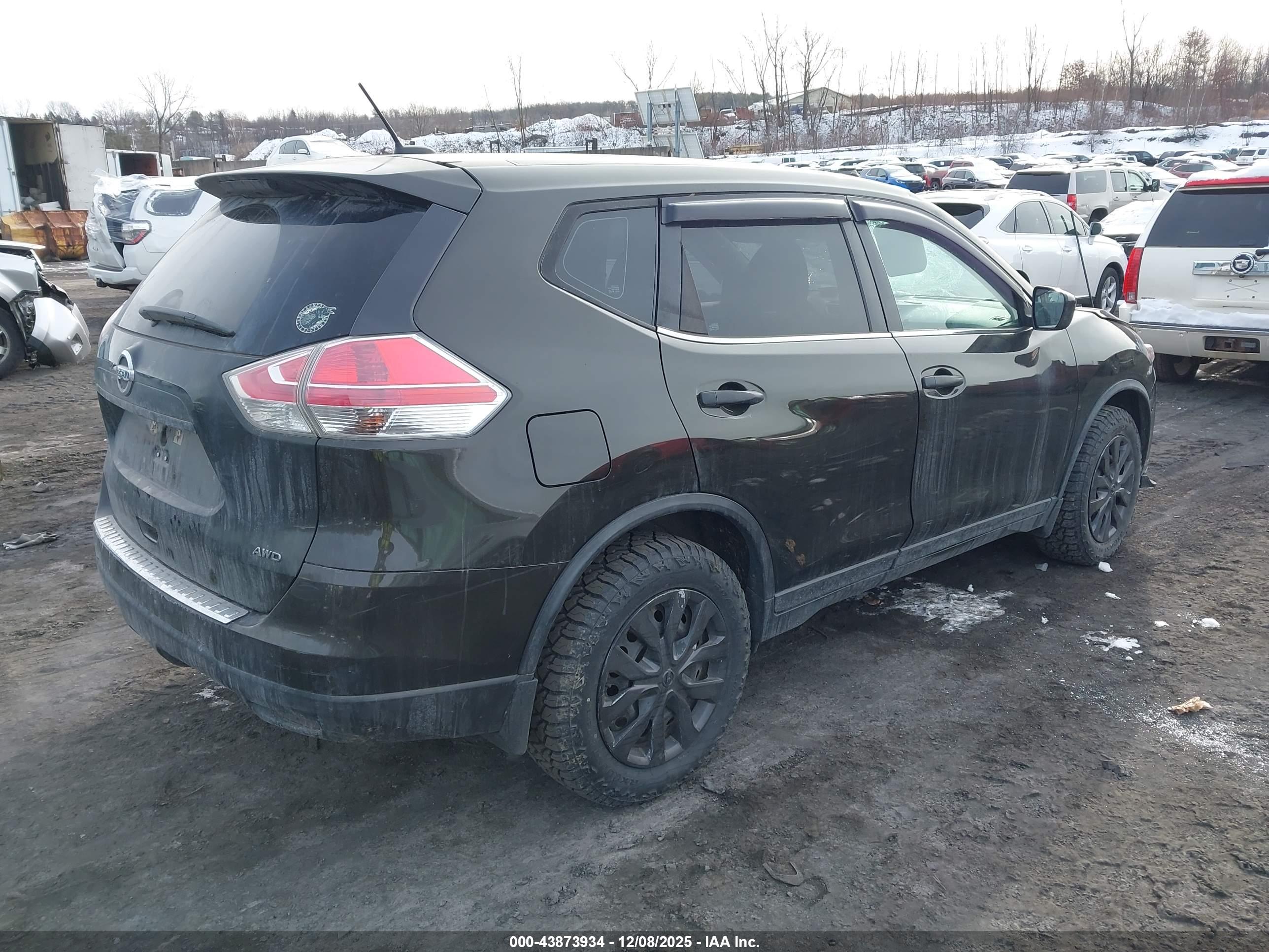 NISSAN ROGUE image 4