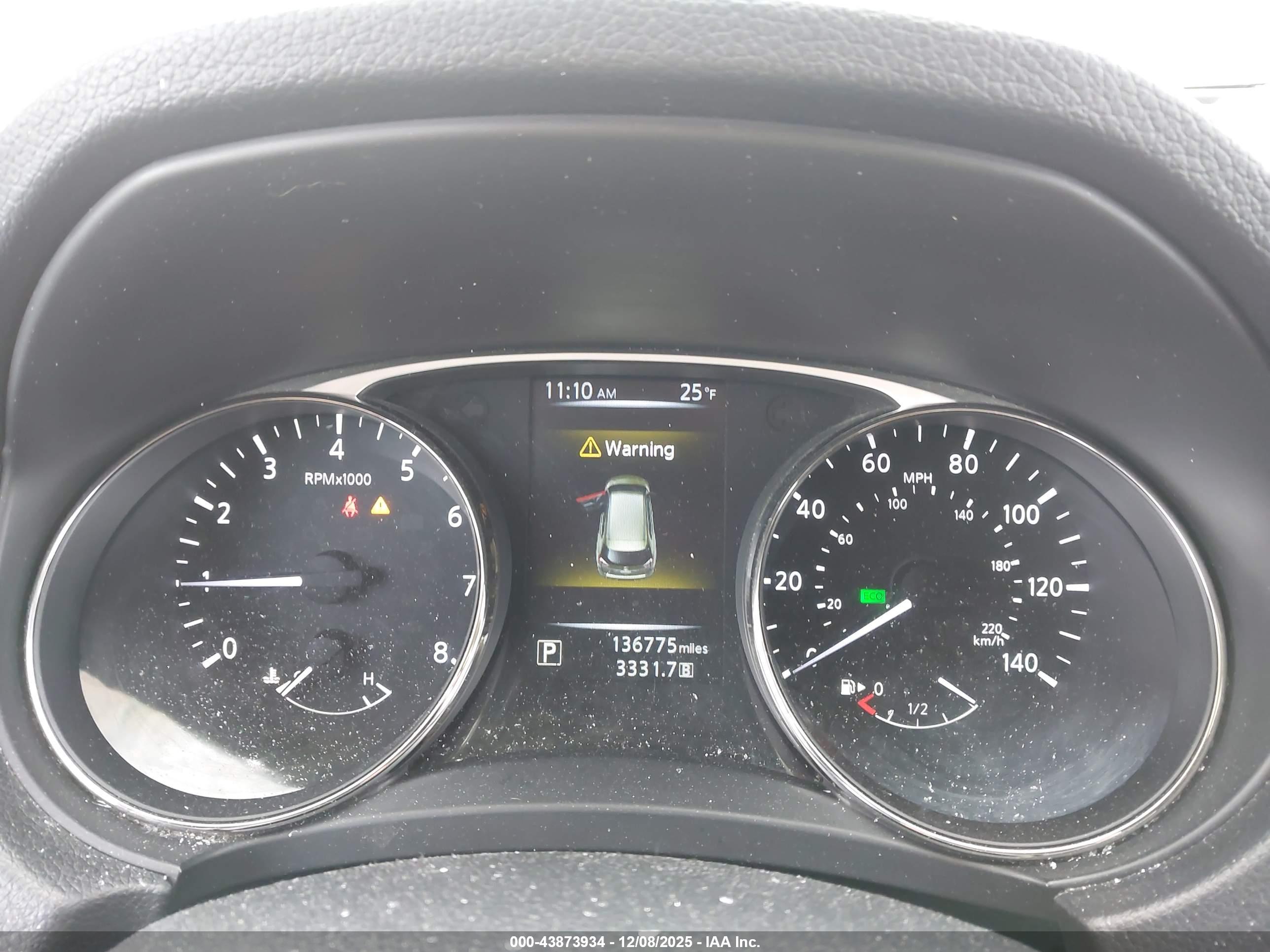 NISSAN ROGUE image 7