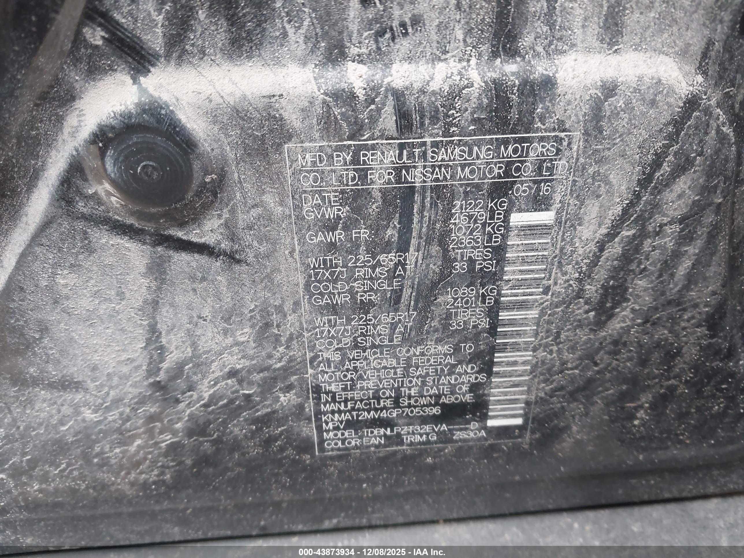 NISSAN ROGUE image 9