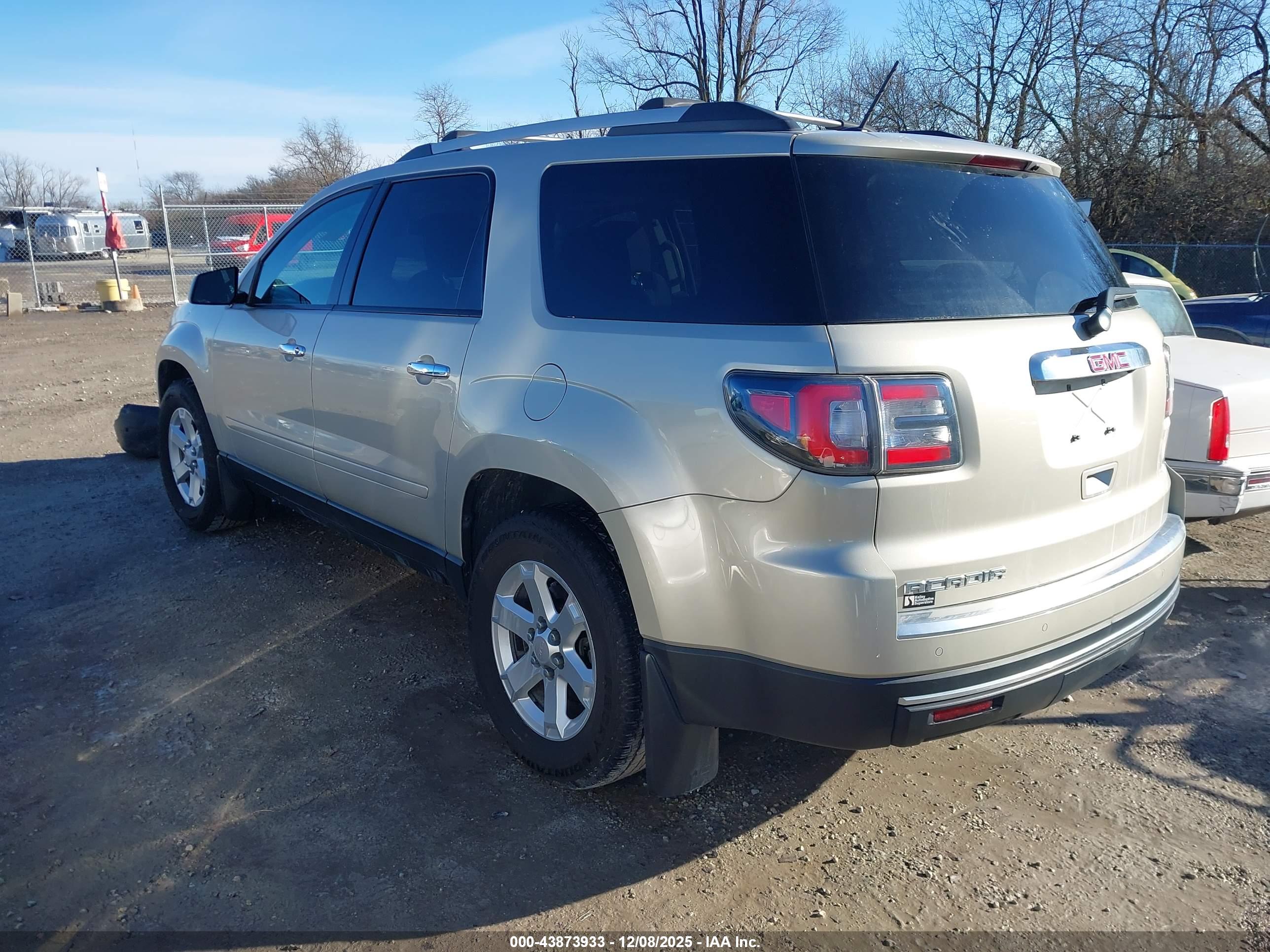 GMC ACADIA image 3