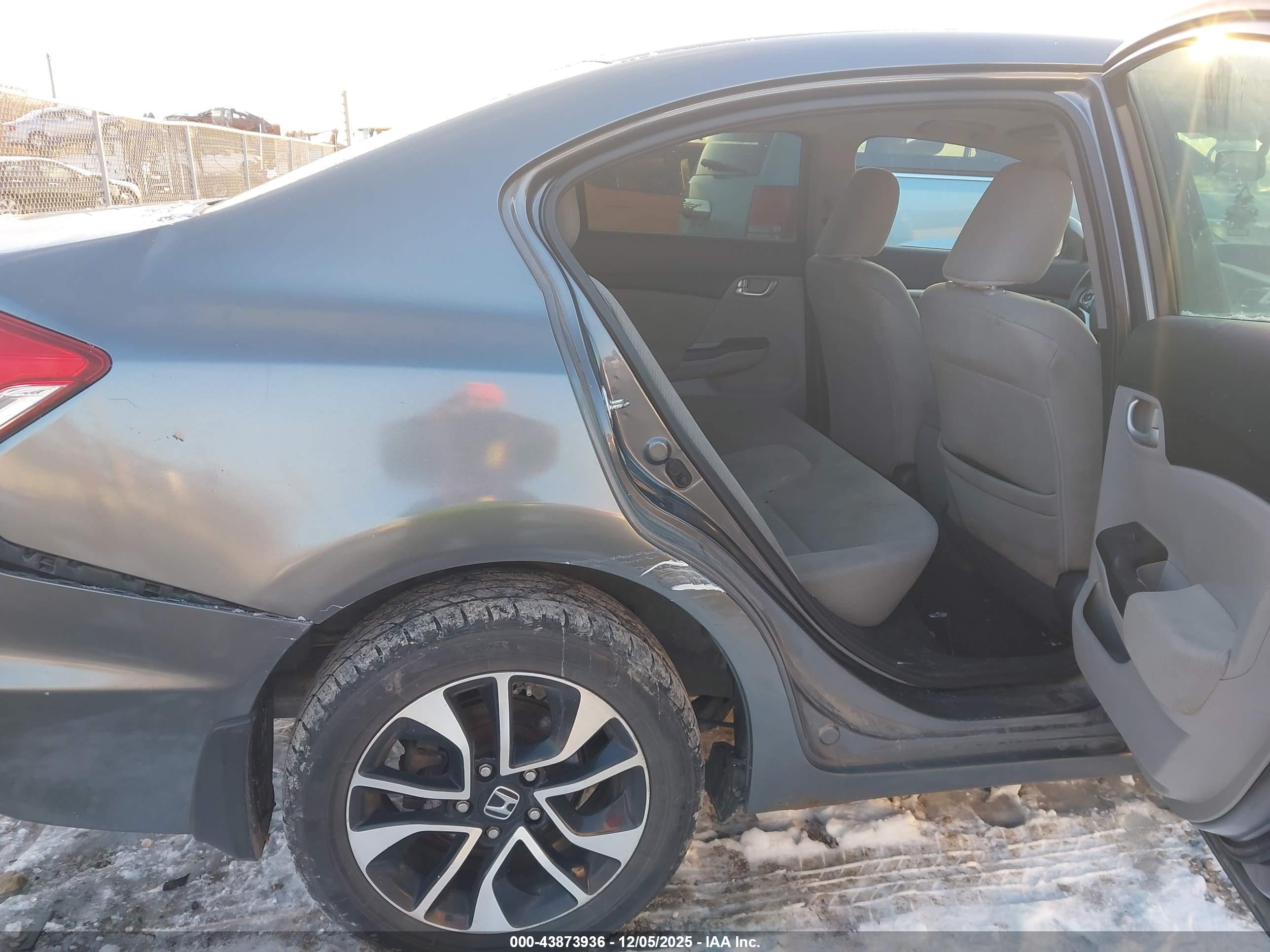 HONDA CIVIC image 8