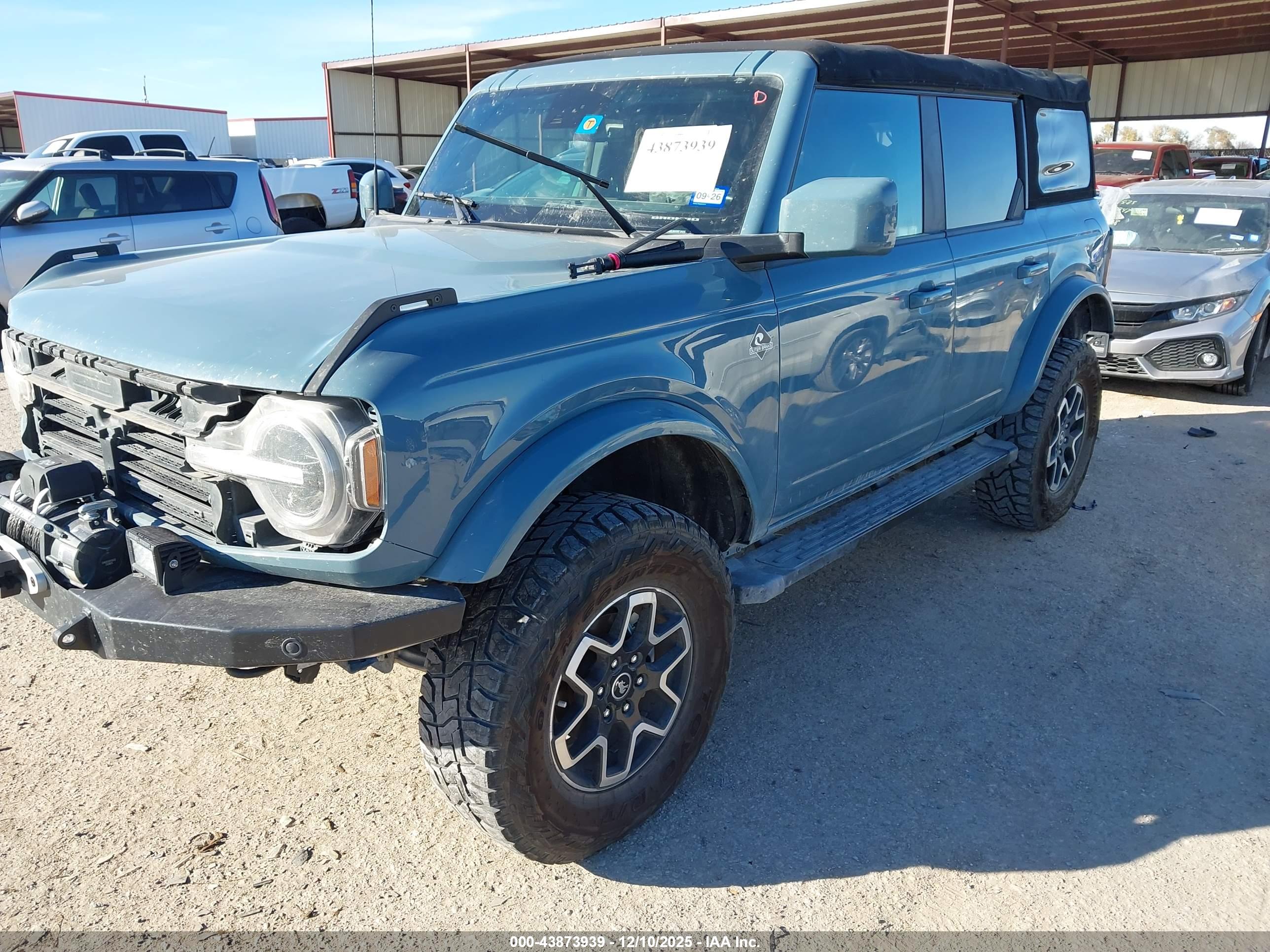 FORD BRONCO image 2