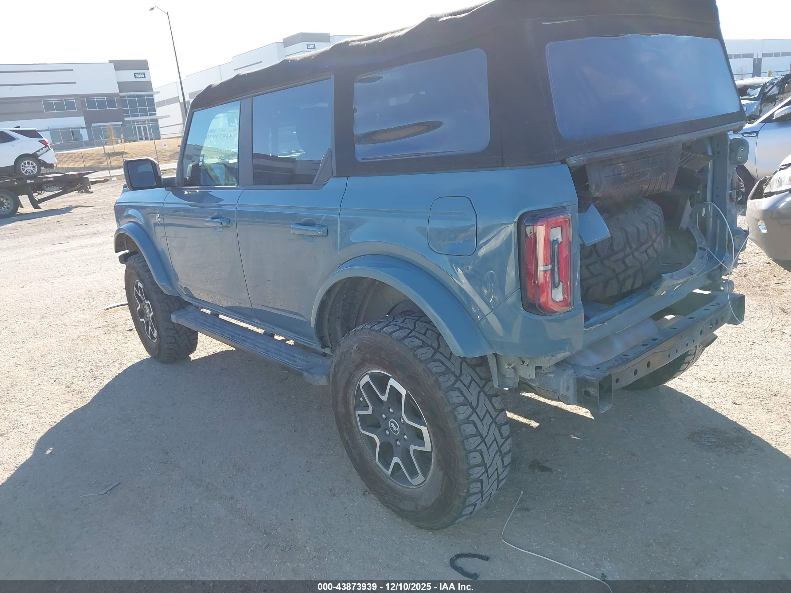 FORD BRONCO image 3