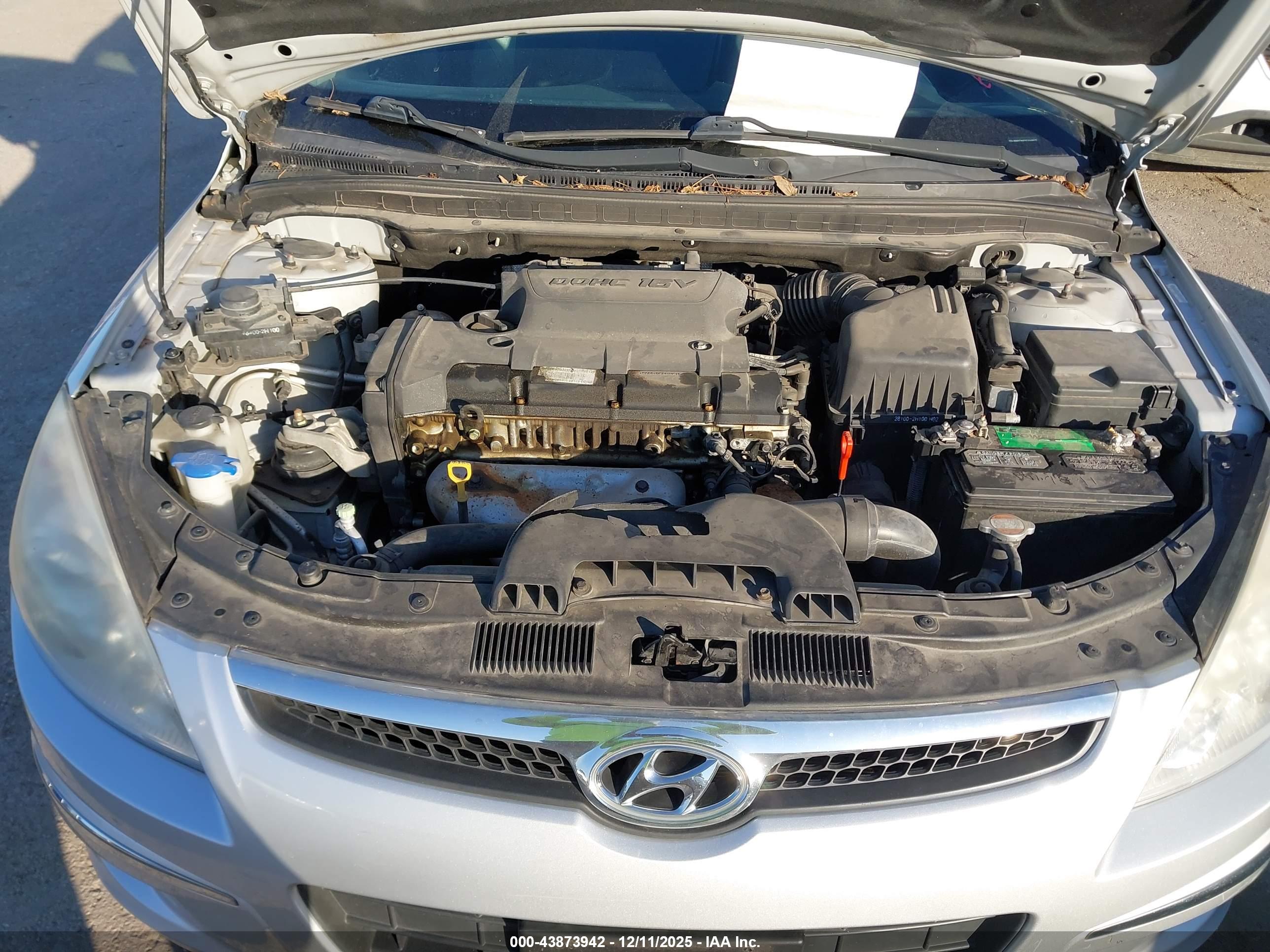 HYUNDAI ELANTRA image 10