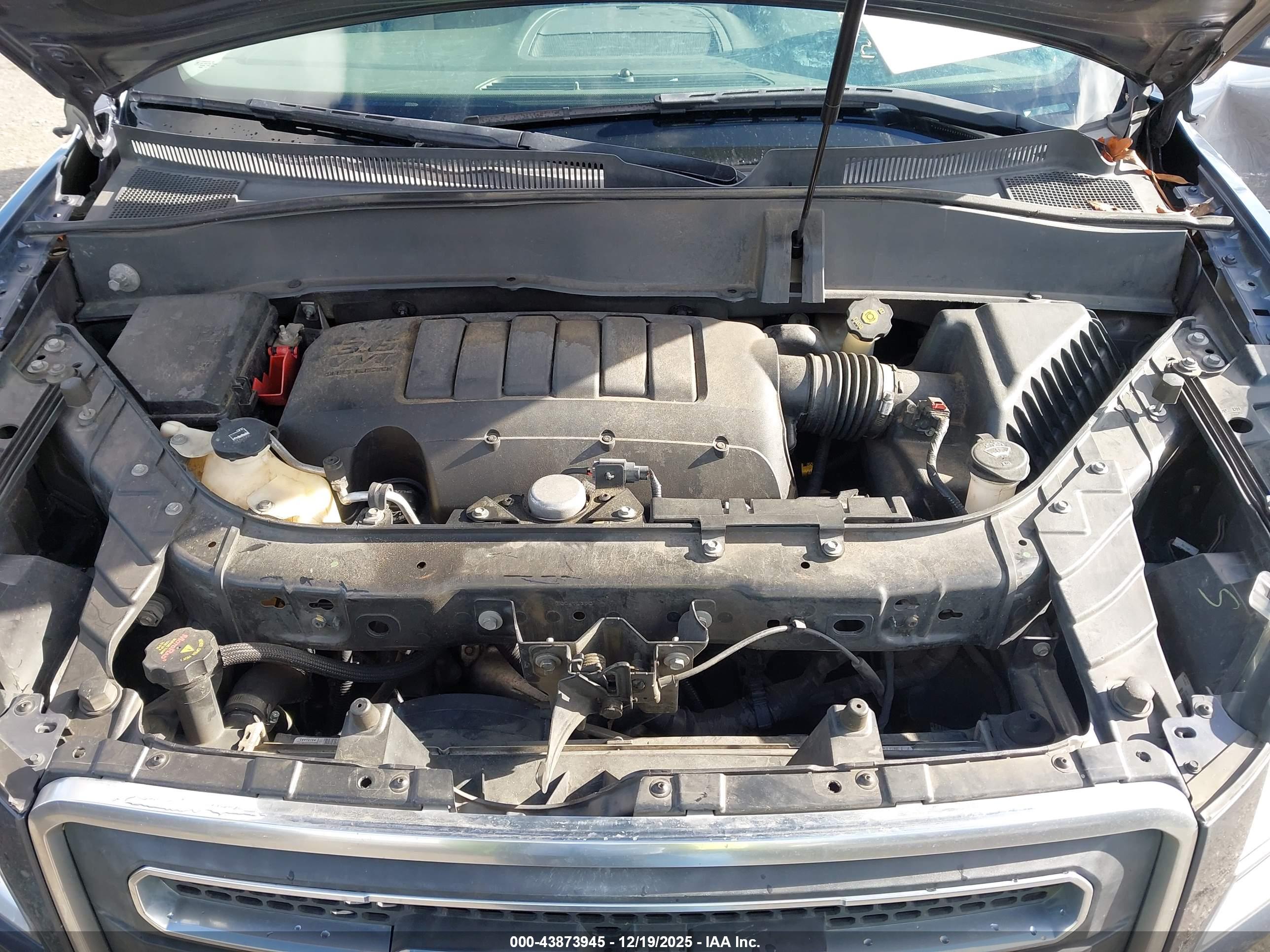 GMC ACADIA image 10