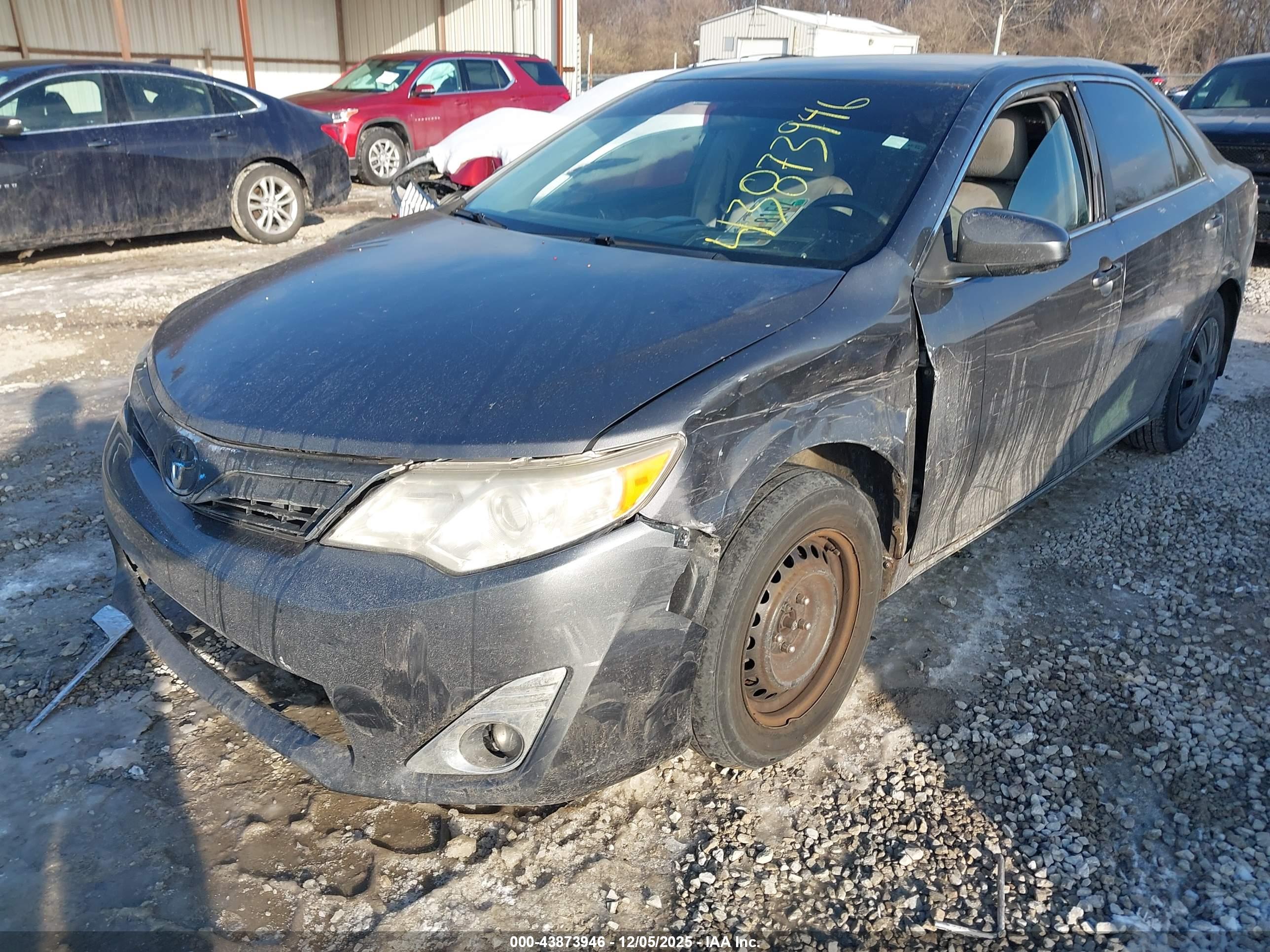 TOYOTA CAMRY image 6