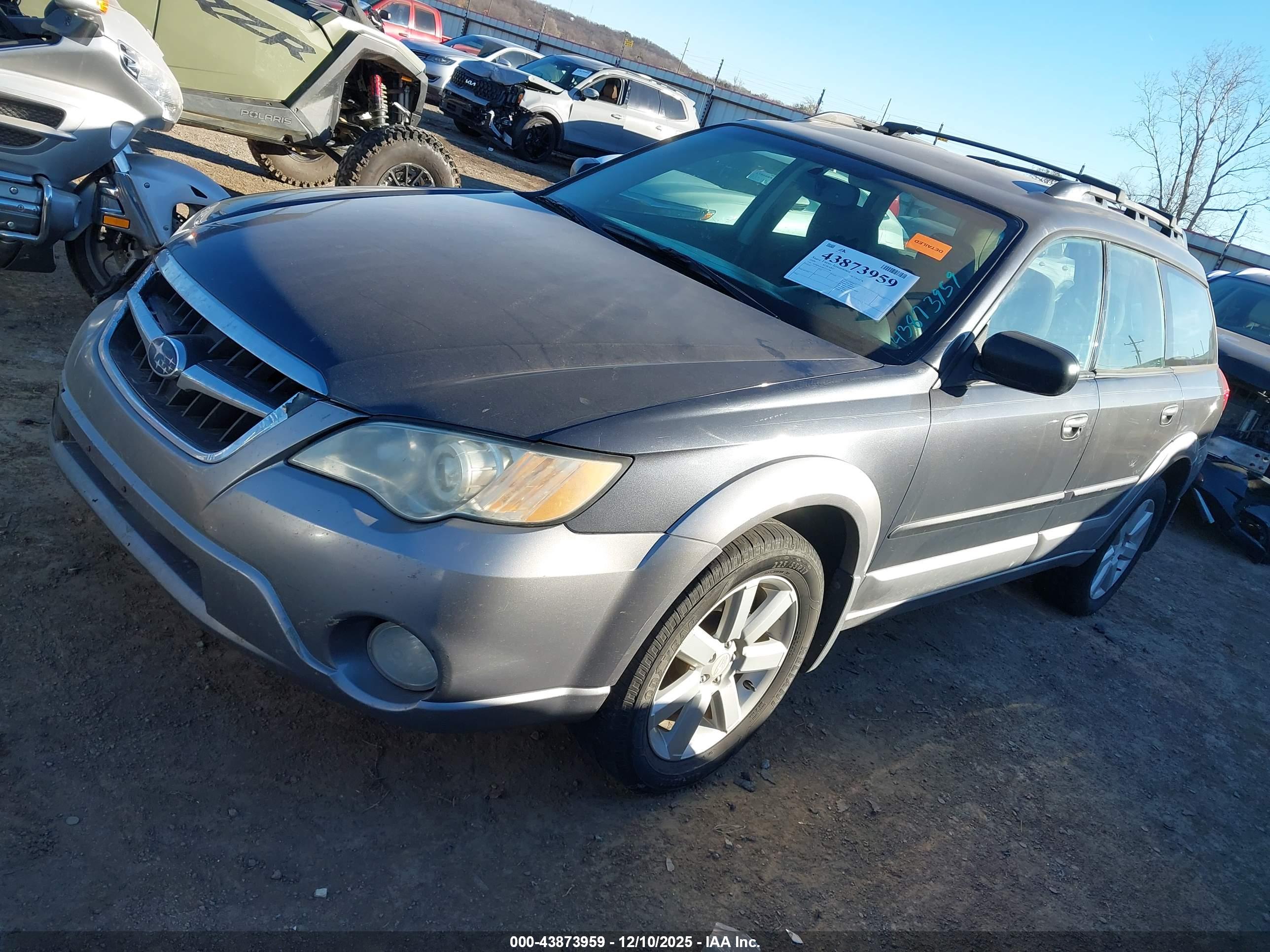 SUBARU OUTBACK image 2