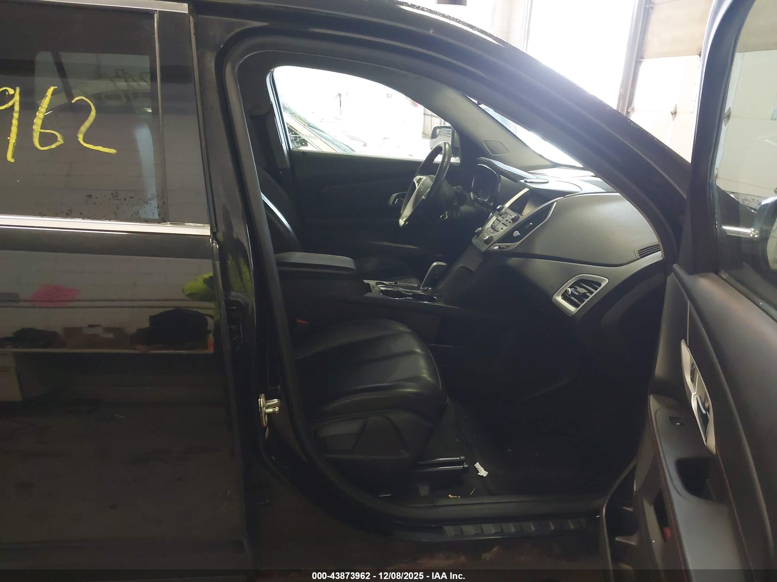 GMC TERRAIN image 5