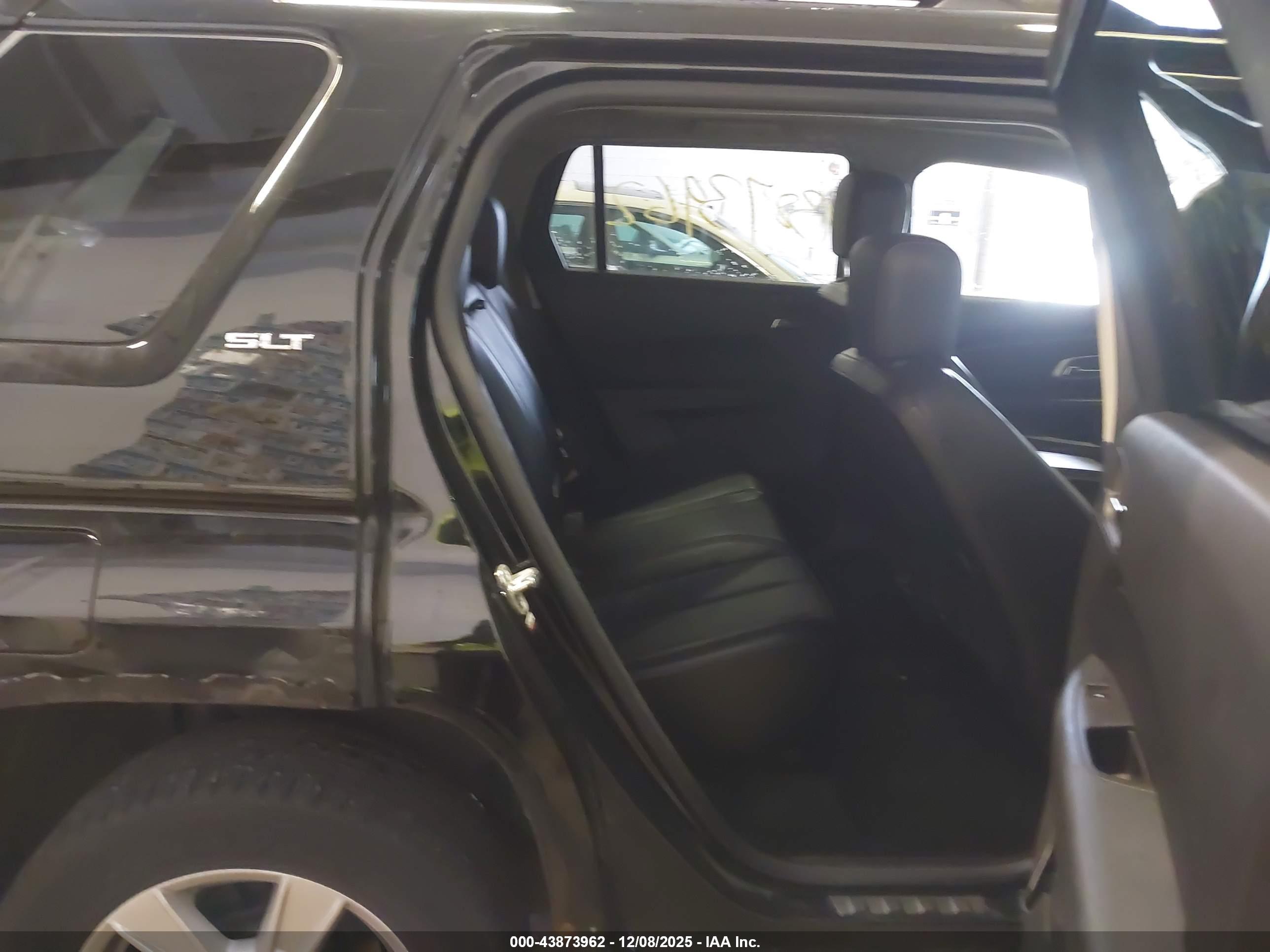GMC TERRAIN image 8