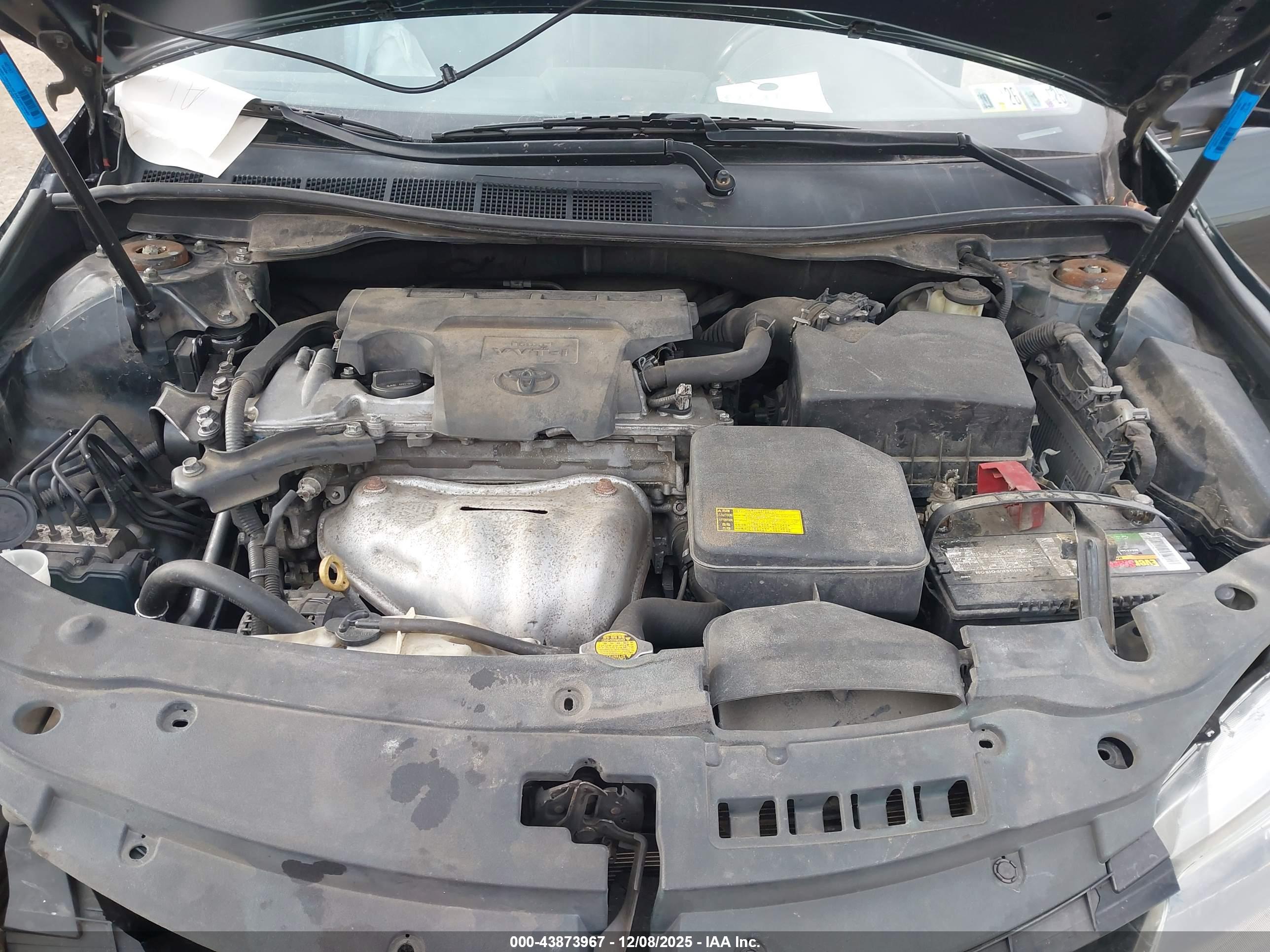 TOYOTA CAMRY image 10
