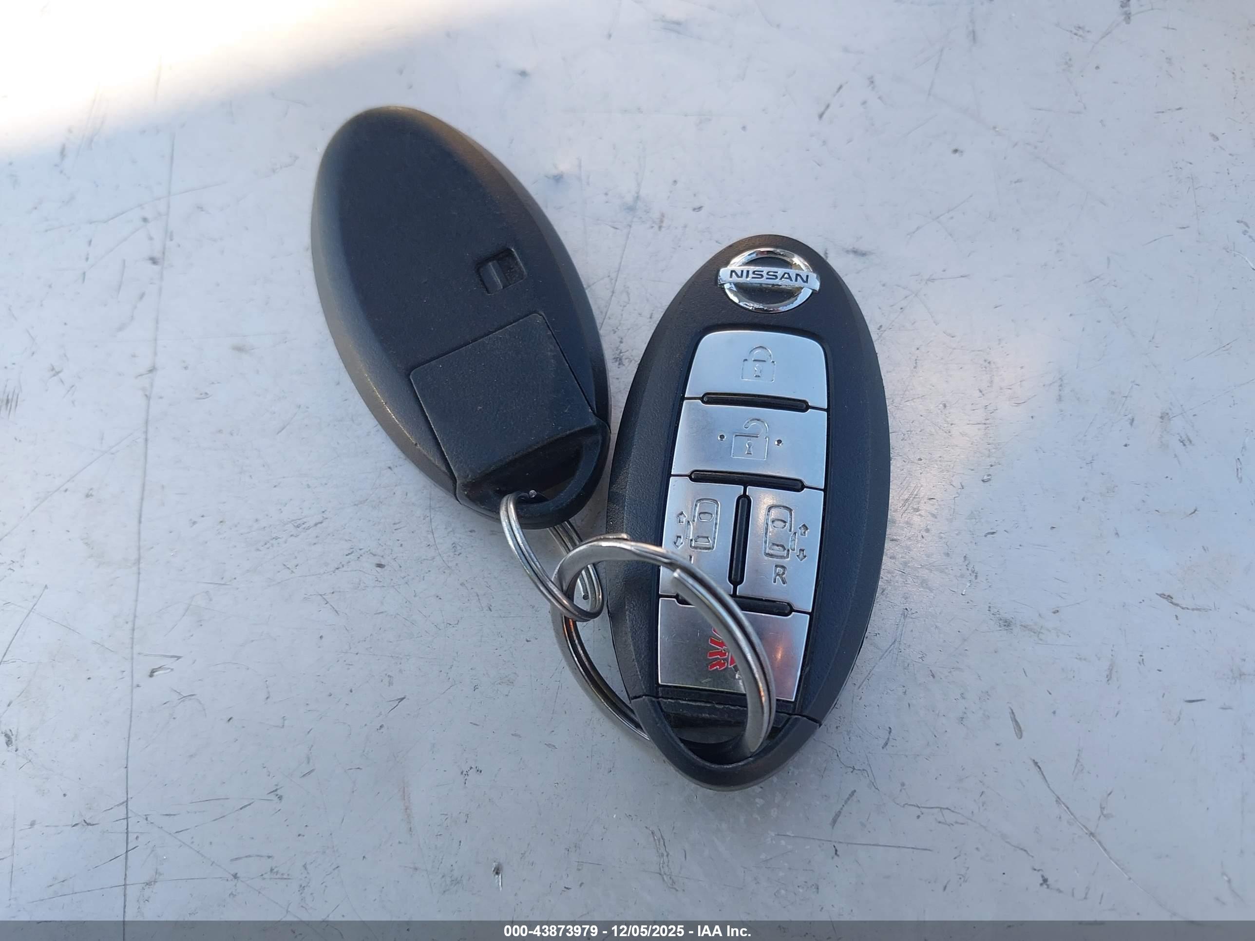 NISSAN QUEST image 11