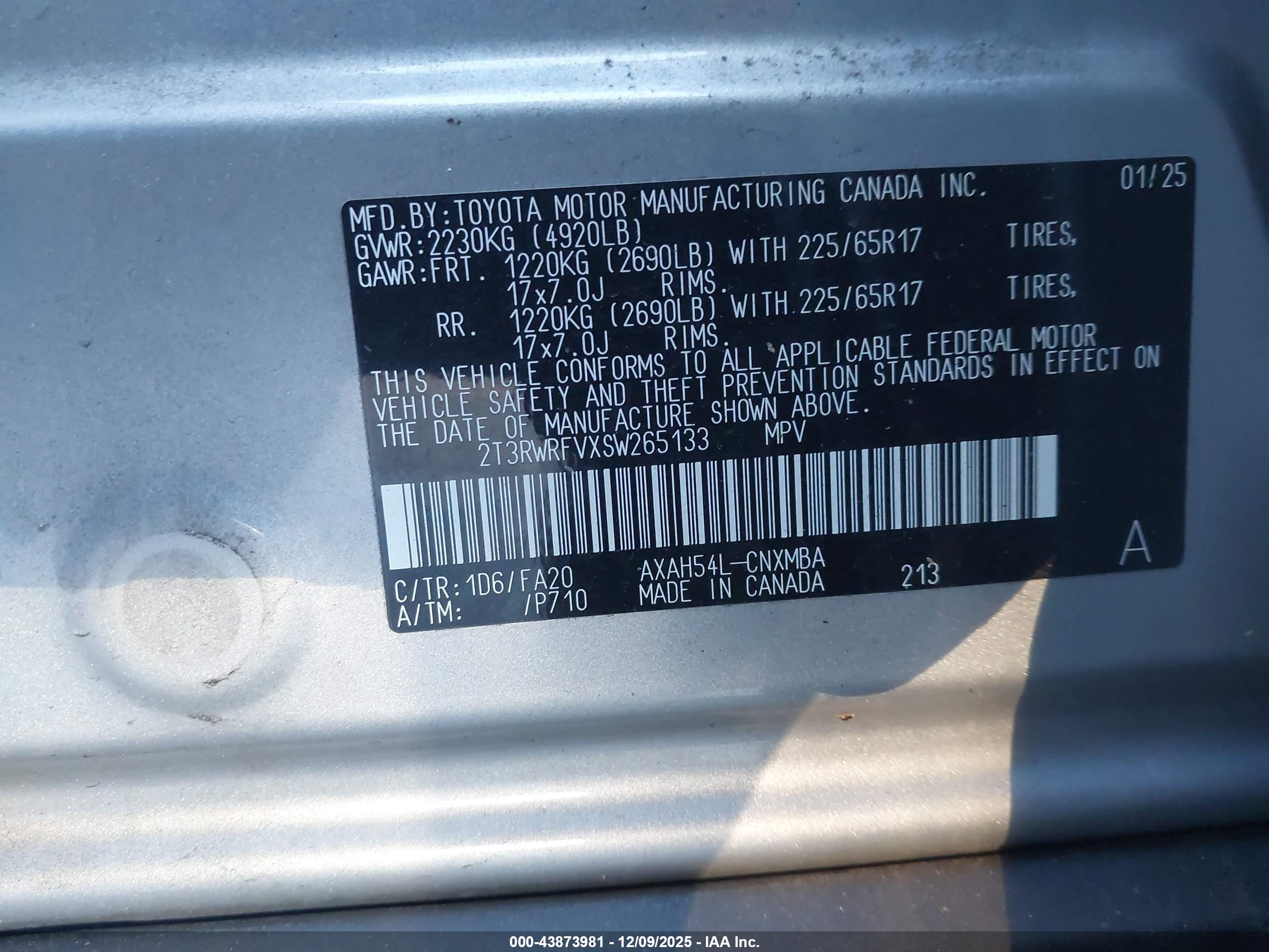 TOYOTA RAV4 image 9