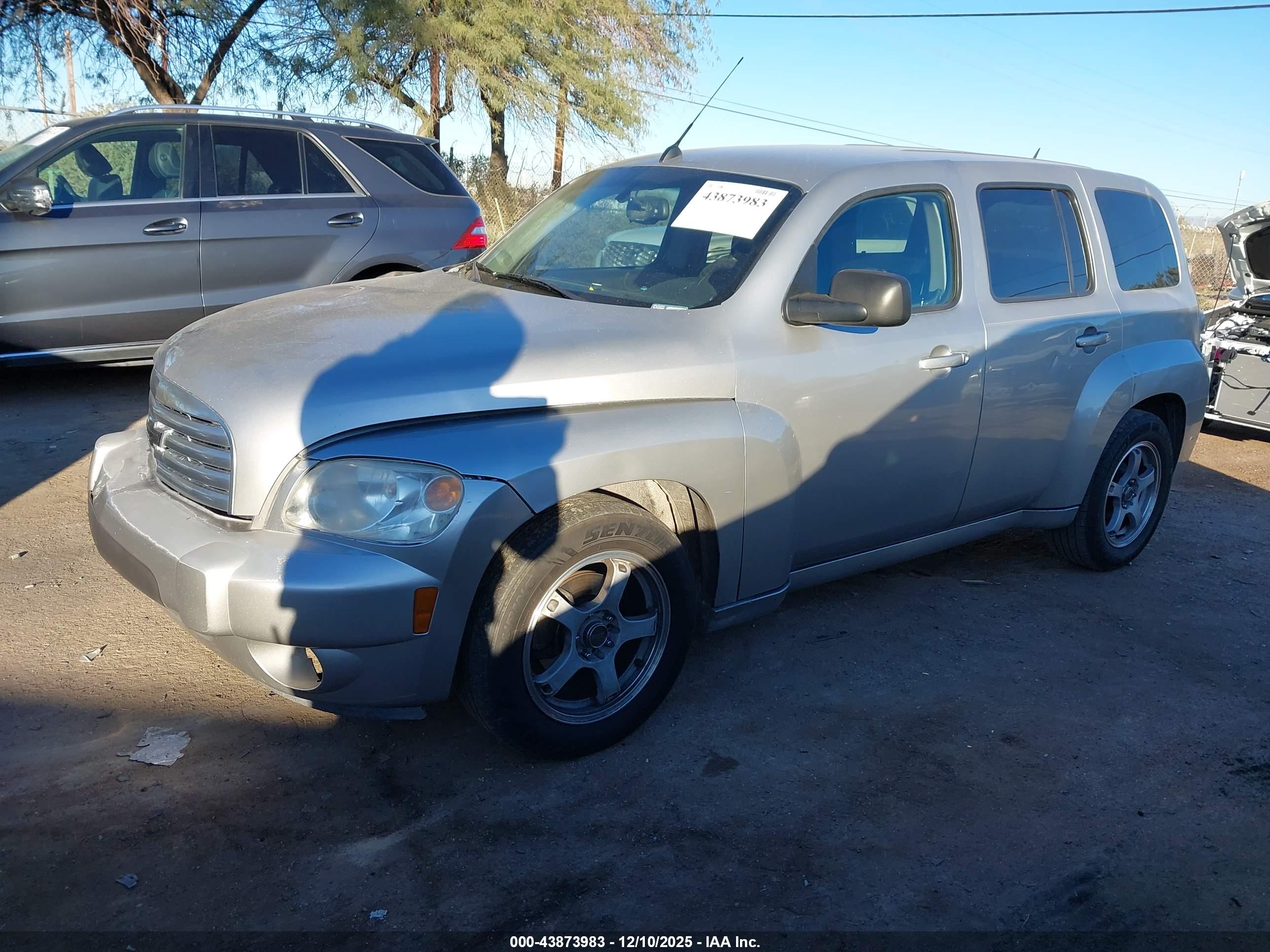 CHEVROLET HHR image 2
