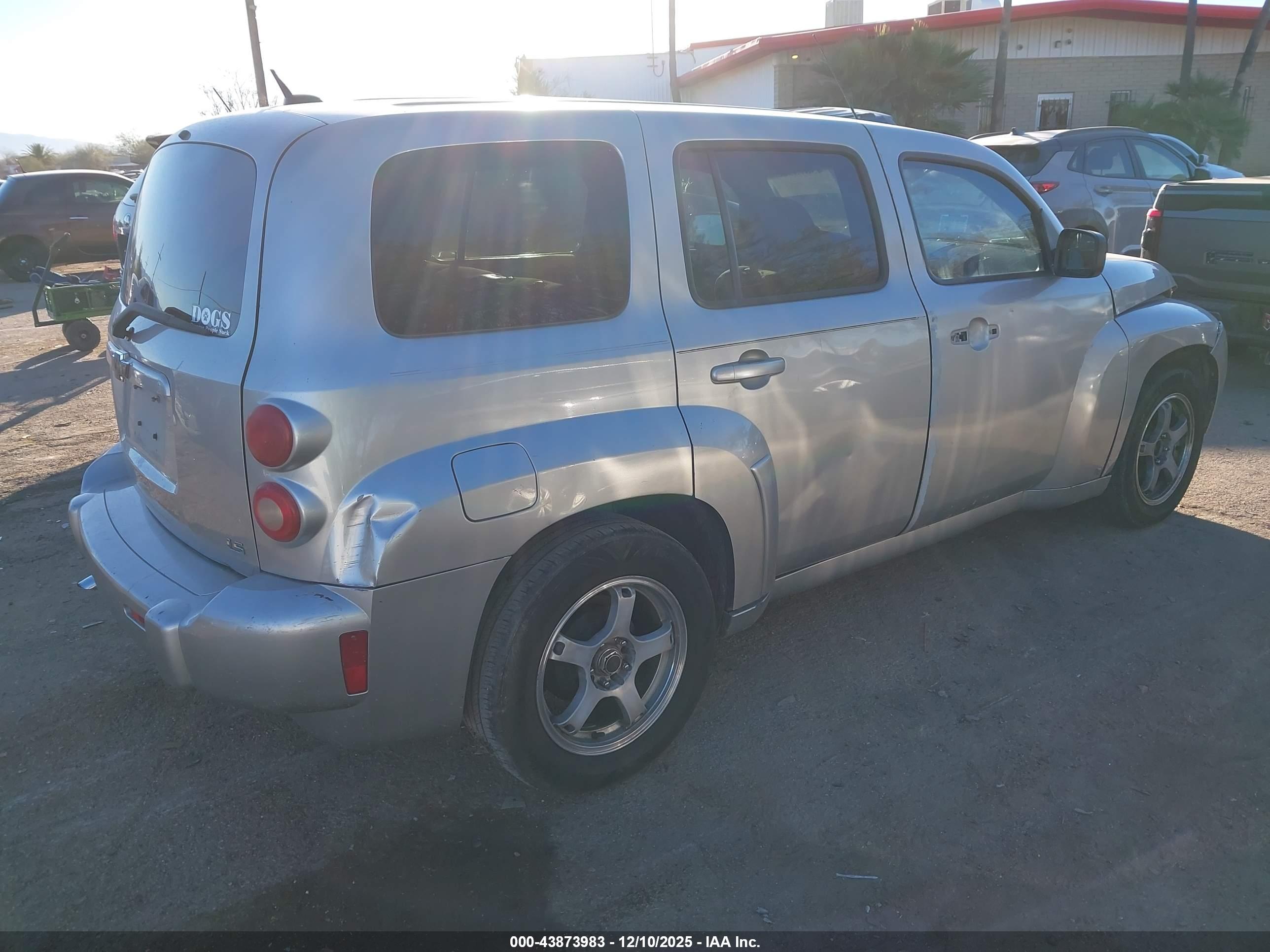CHEVROLET HHR image 4
